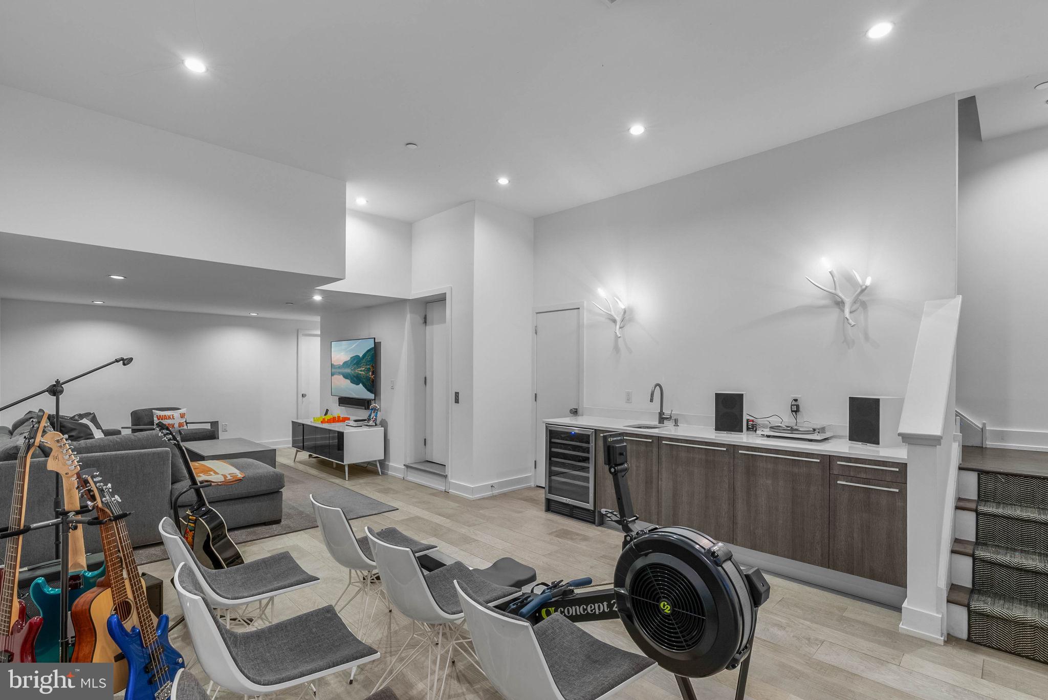 BELLA VISTA - Residential