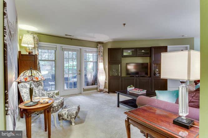 SAVOY PARK CONDOMINIUMS - Residential