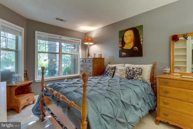 SAVOY PARK CONDOMINIUMS - Residential