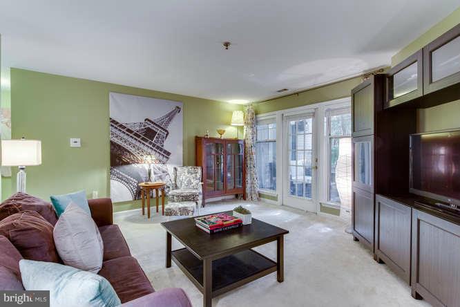 SAVOY PARK CONDOMINIUMS - Residential