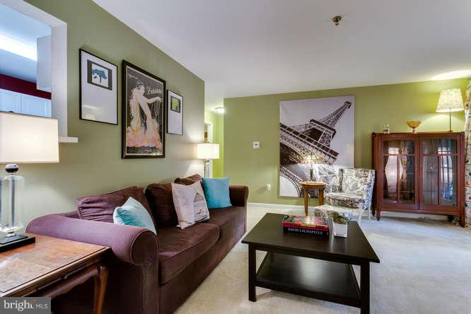 SAVOY PARK CONDOMINIUMS - Residential