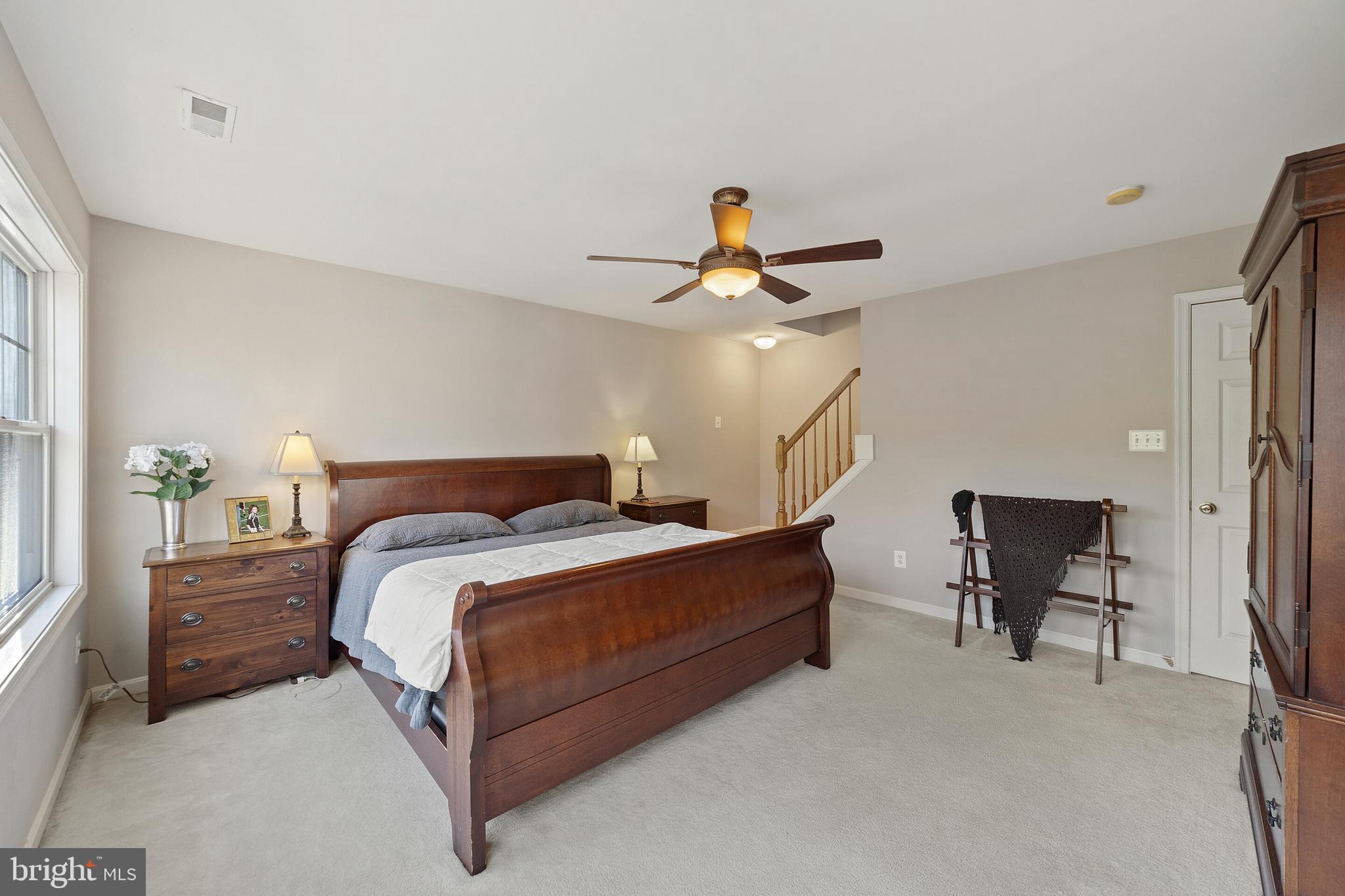 MOUNTAIN SHADE - Residential