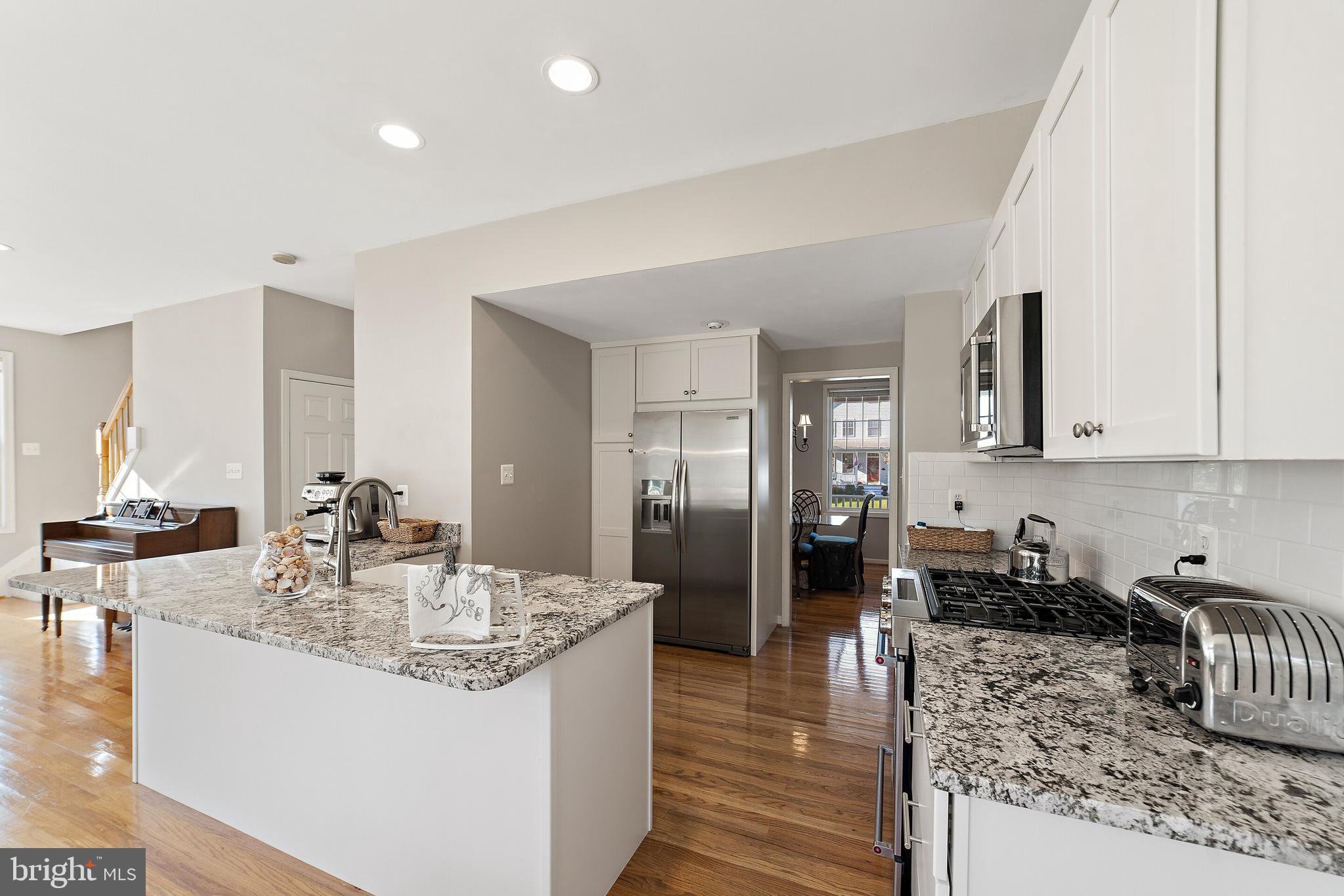 MOUNTAIN SHADE - Residential