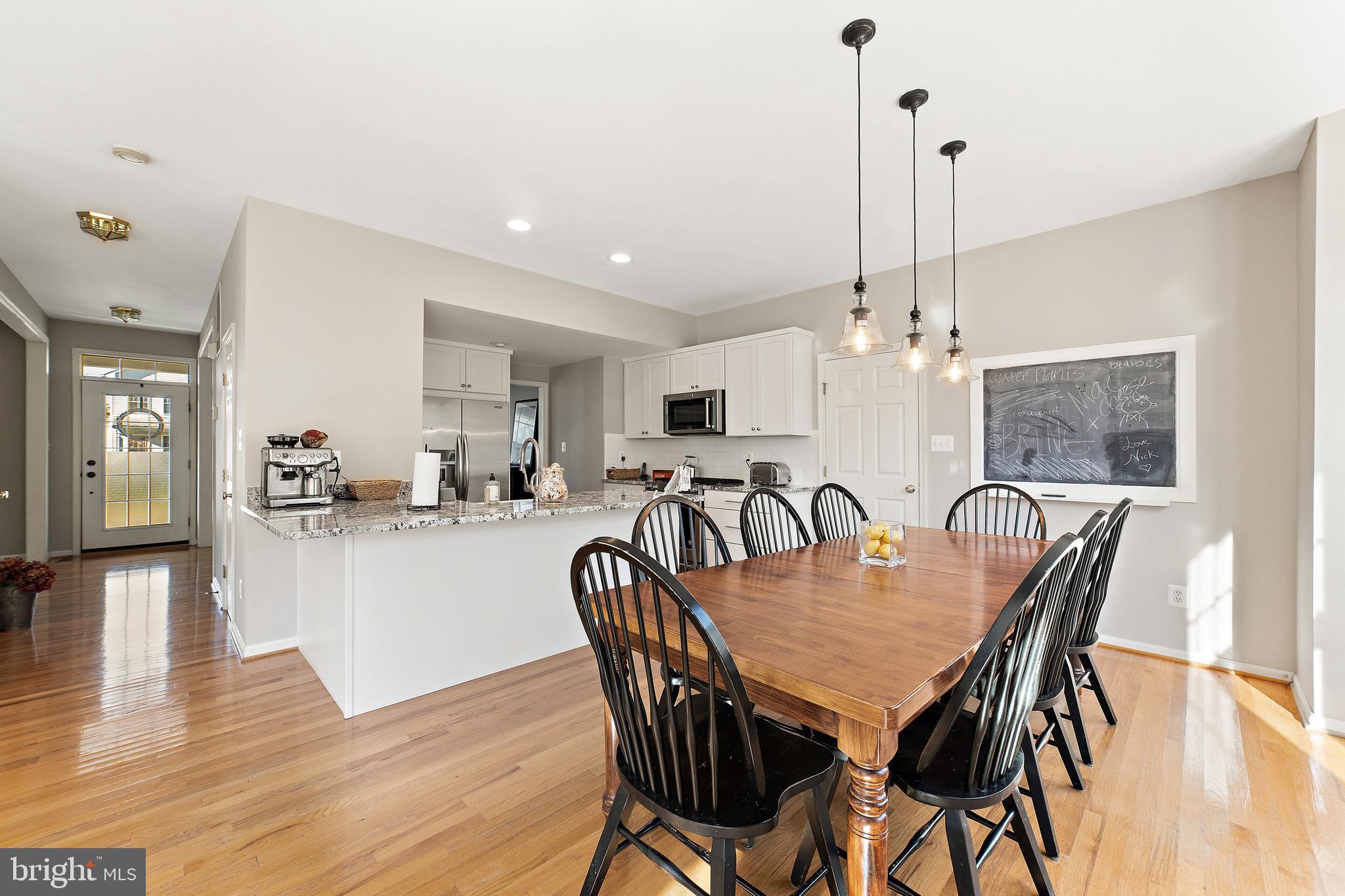 MOUNTAIN SHADE - Residential