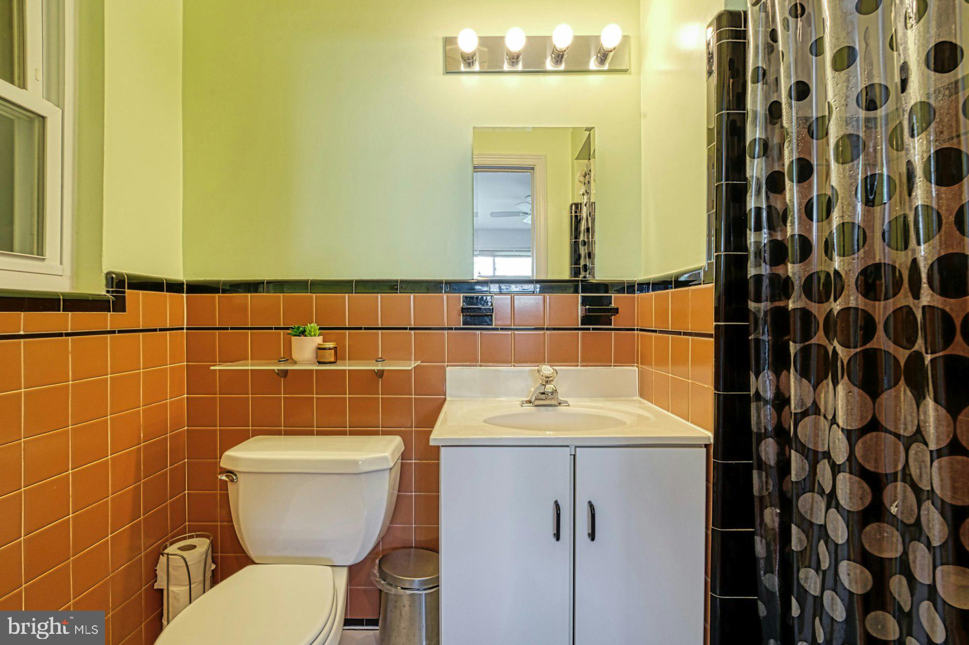 LORCOM GROVE - Residential