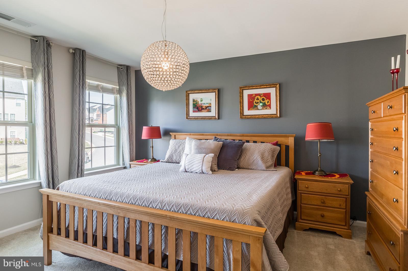 MAY'S QUARTER - Residential