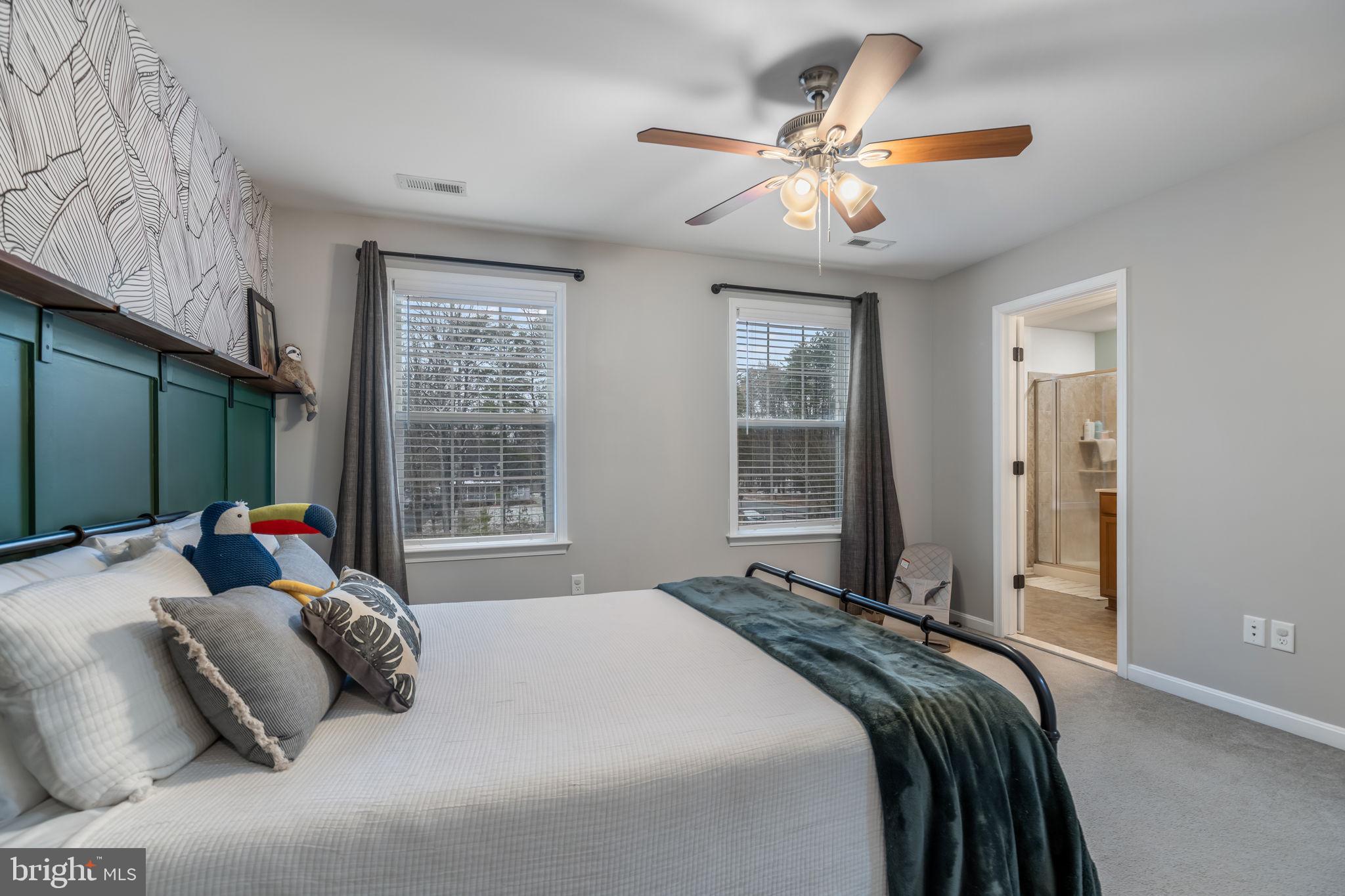 LAKE WILDERNESS - Residential