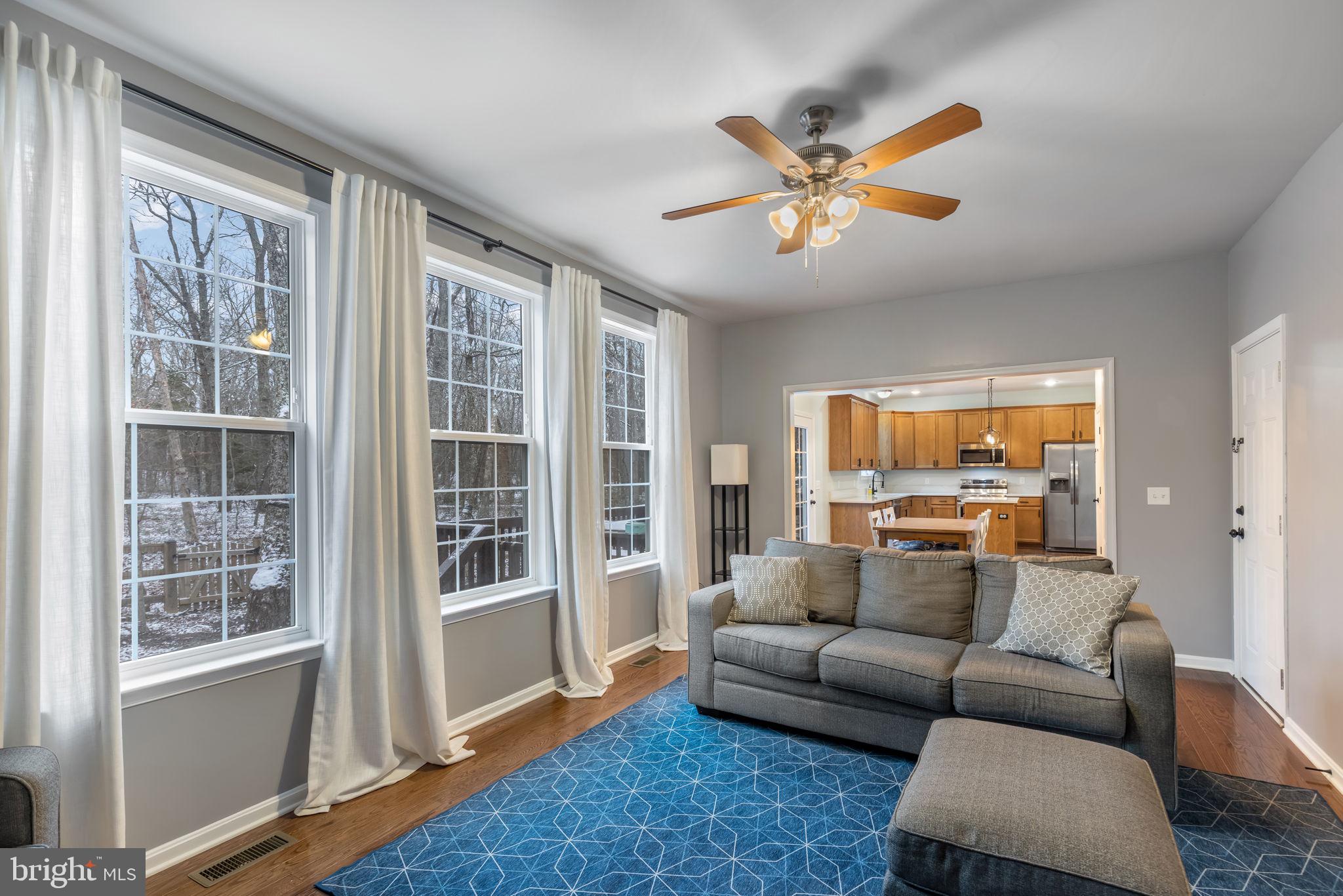 LAKE WILDERNESS - Residential