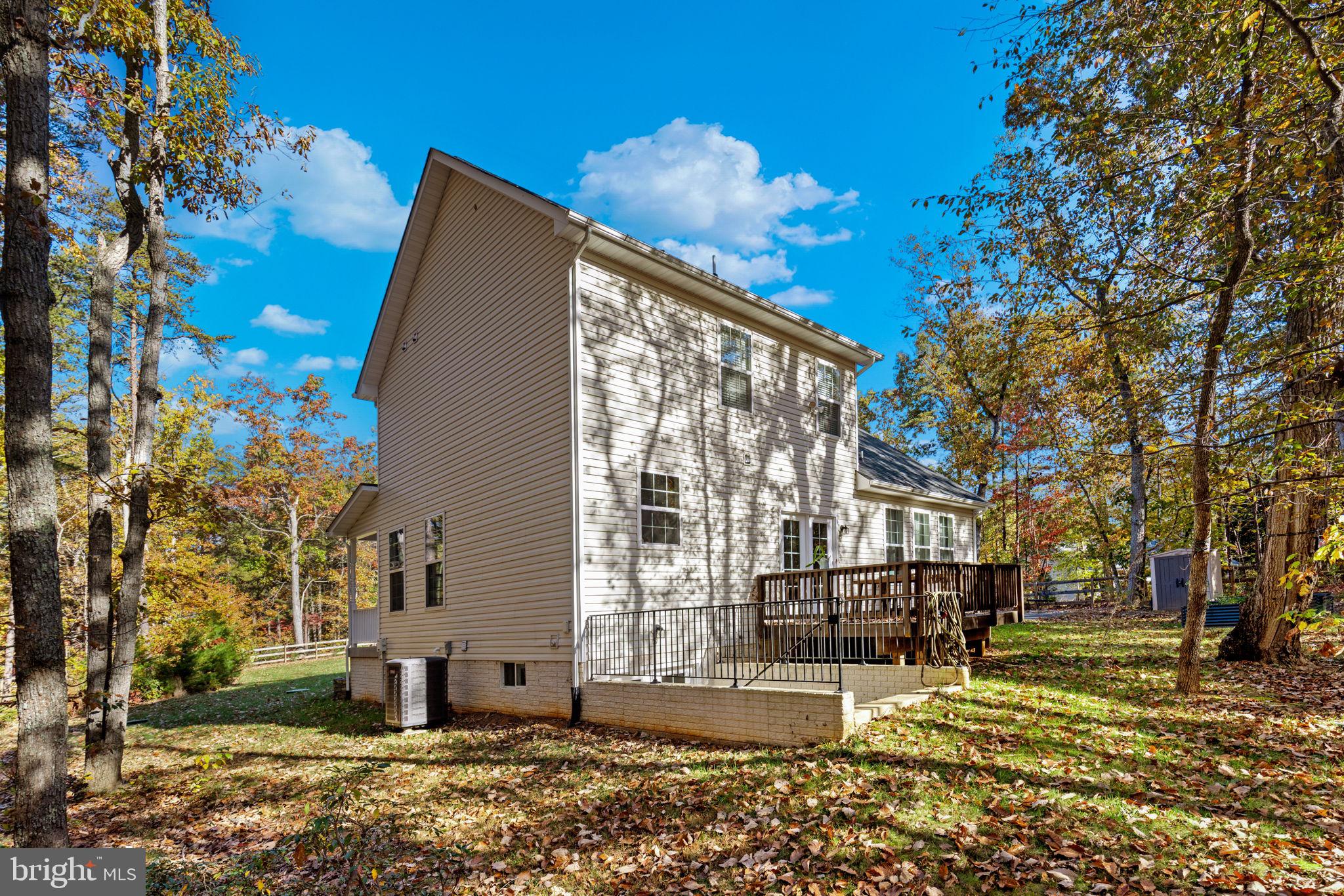 LAKE WILDERNESS - Residential