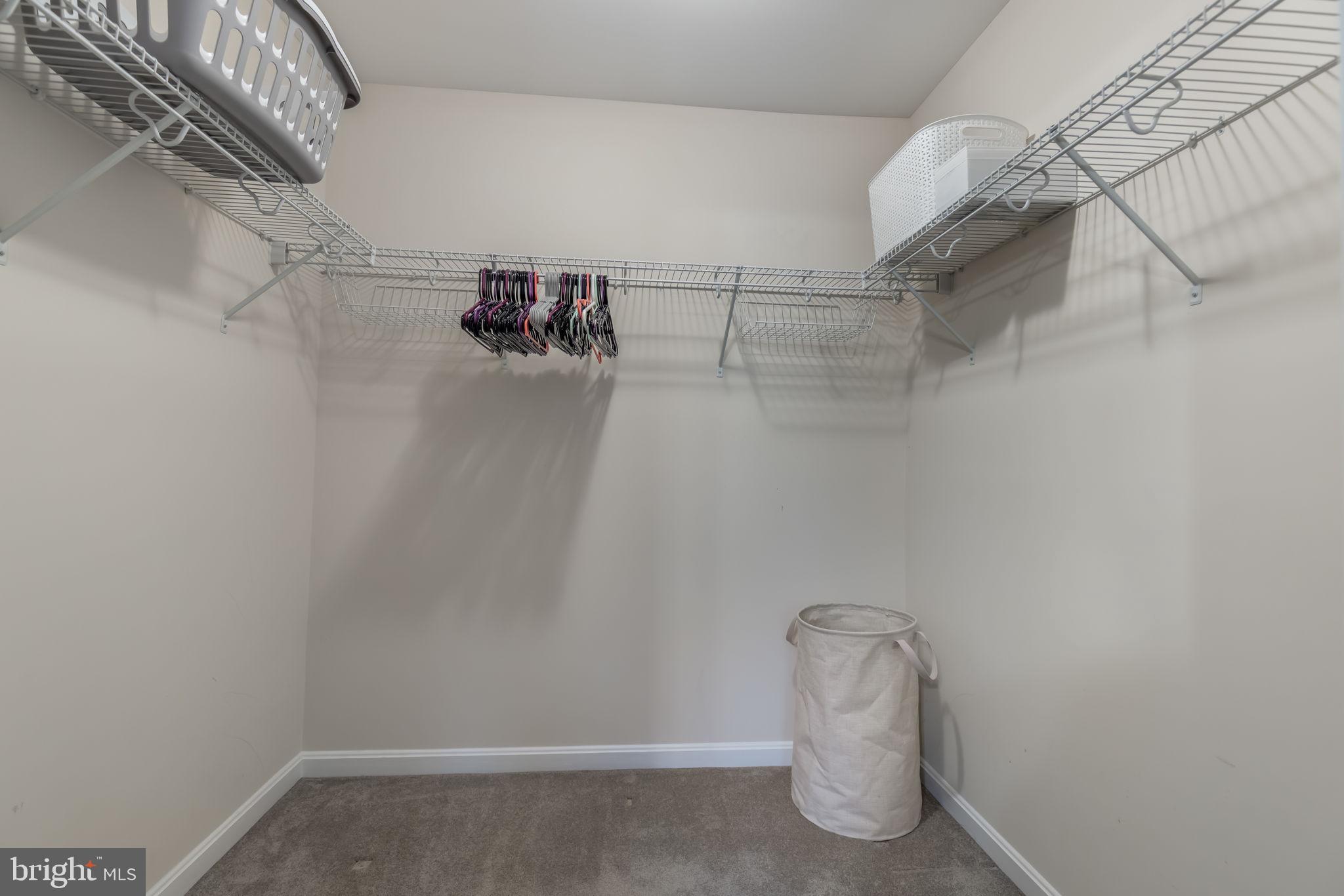 LAKE WILDERNESS - Residential