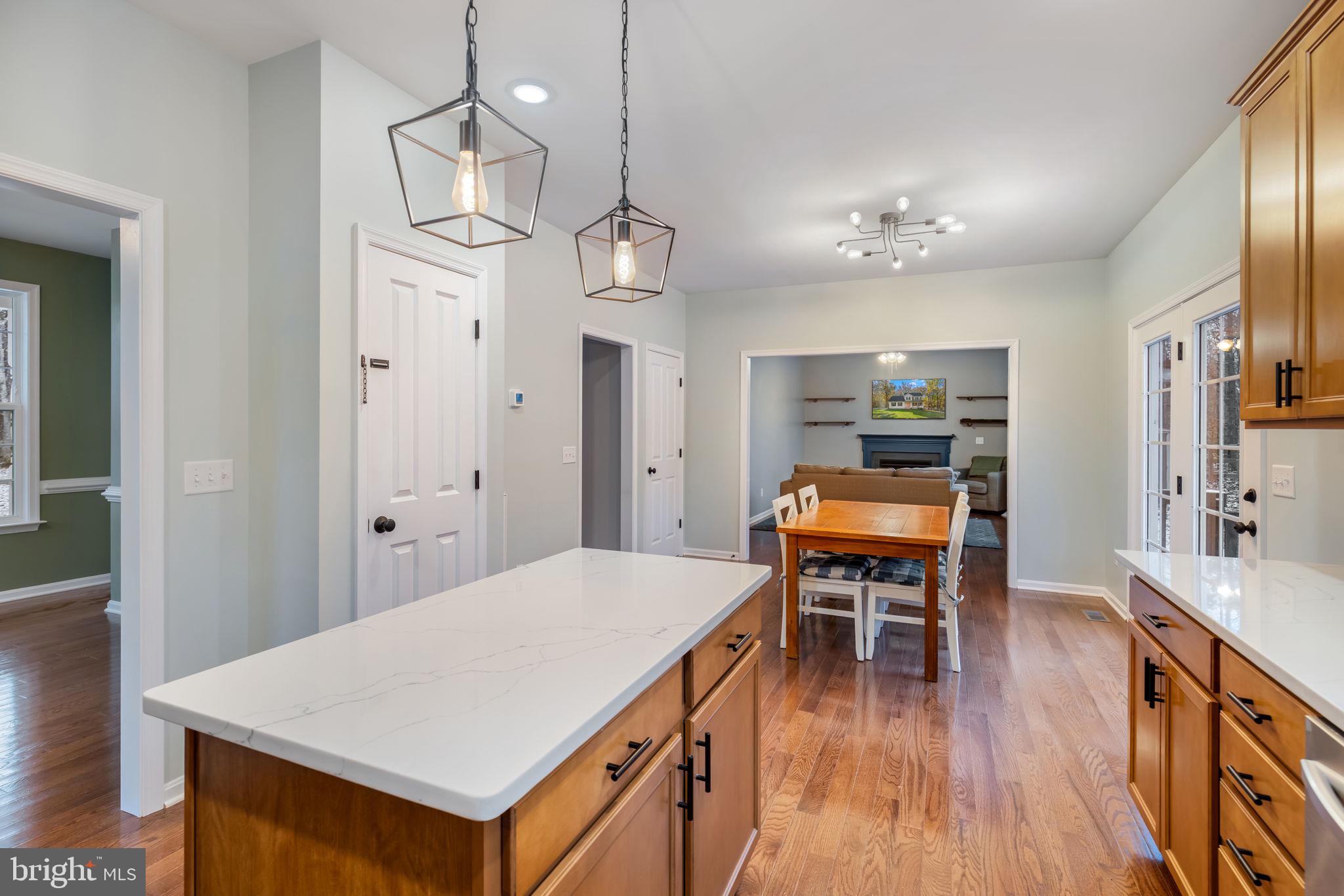 LAKE WILDERNESS - Residential