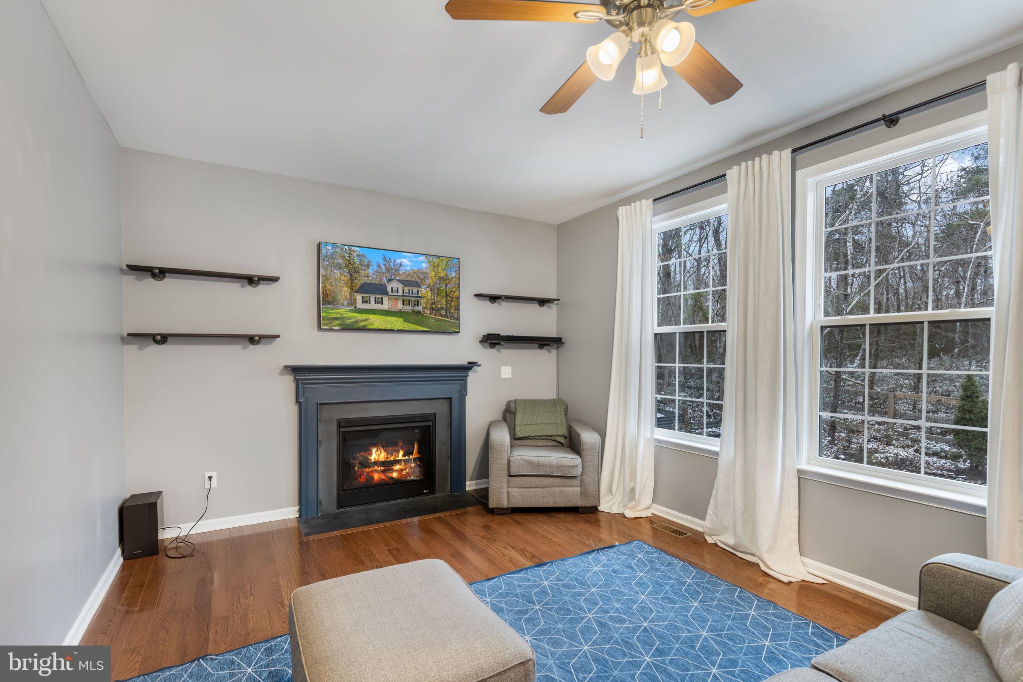 LAKE WILDERNESS - Residential