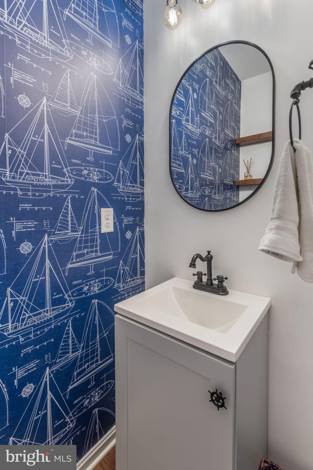 LAKE WILDERNESS - Residential