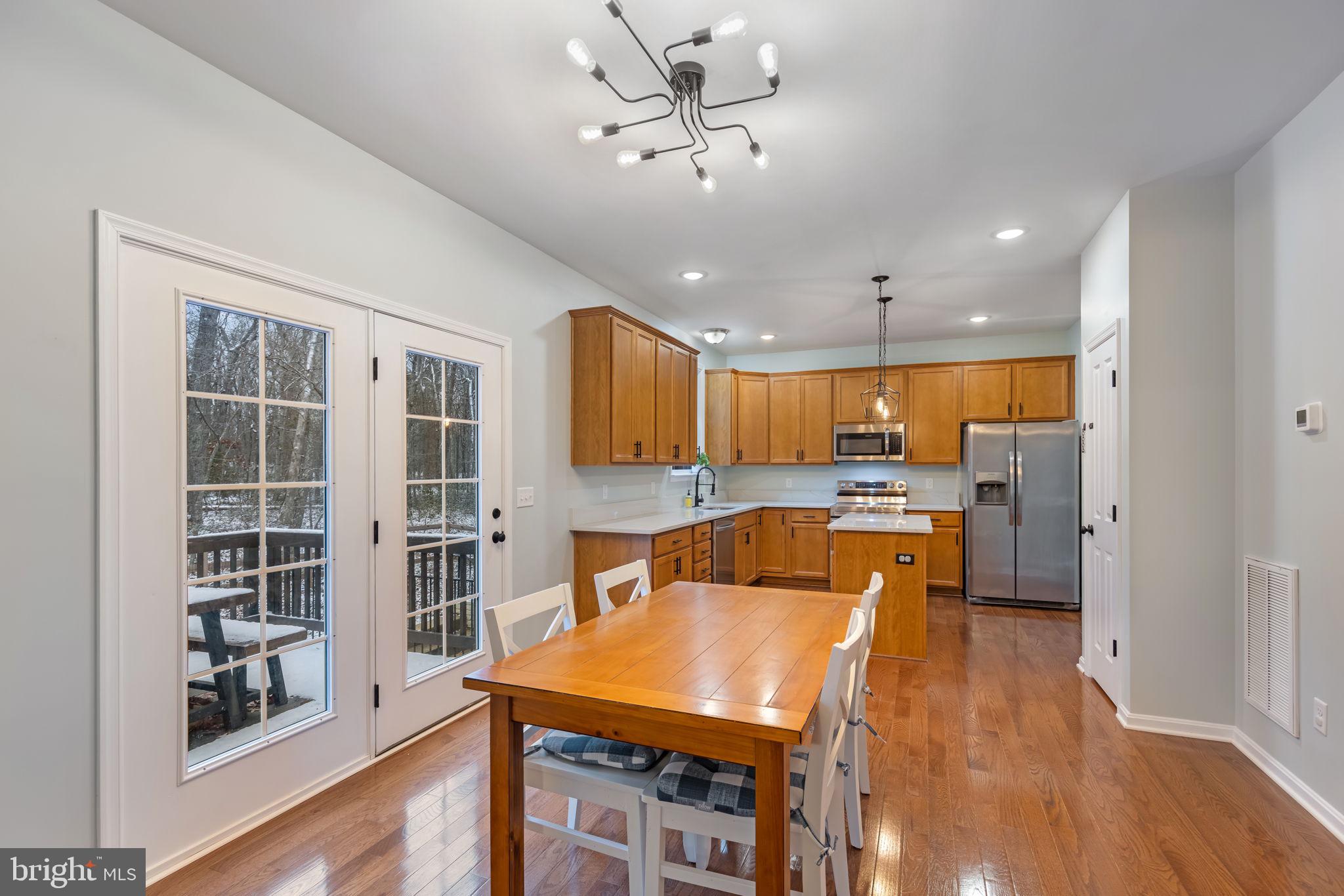 LAKE WILDERNESS - Residential