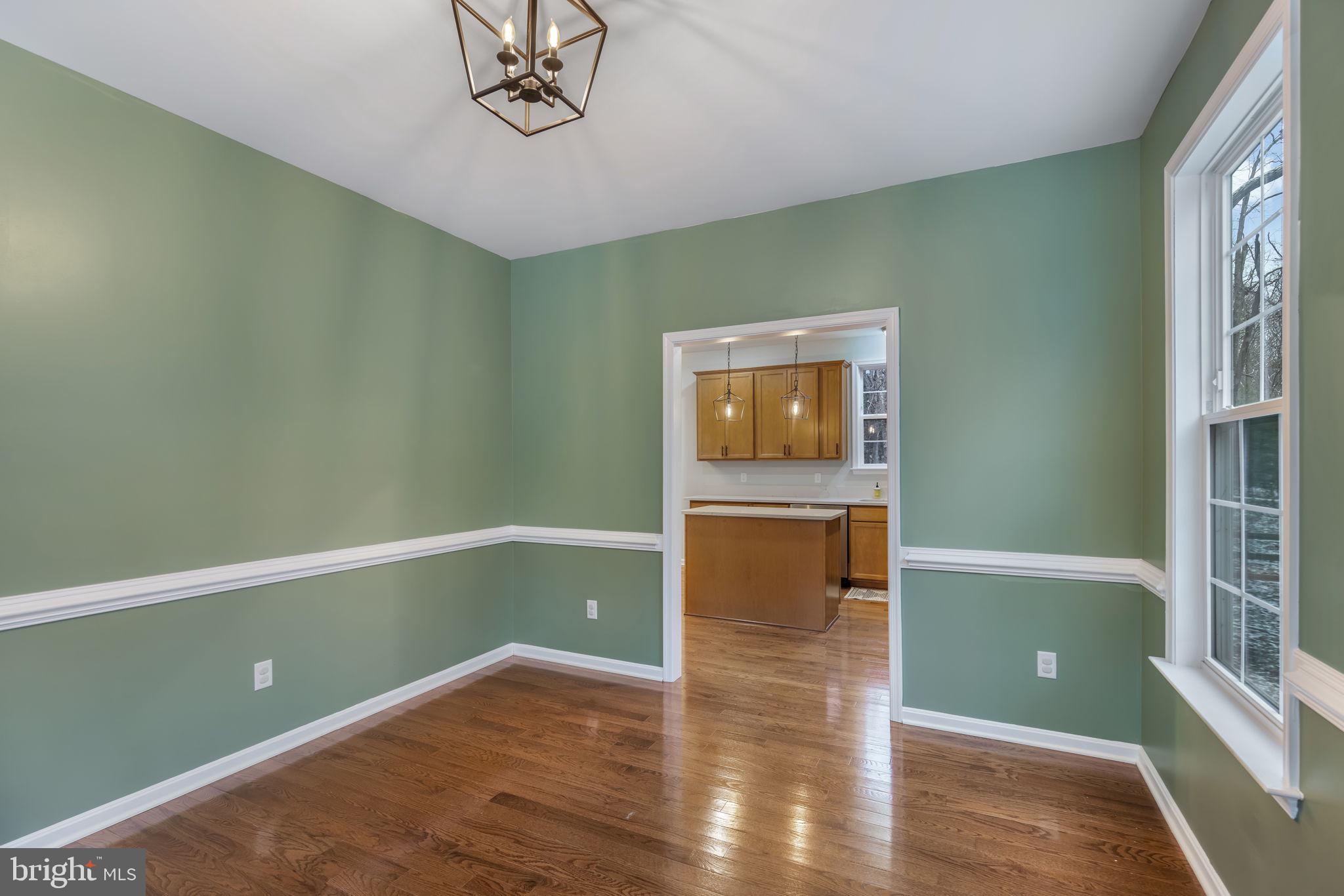 LAKE WILDERNESS - Residential