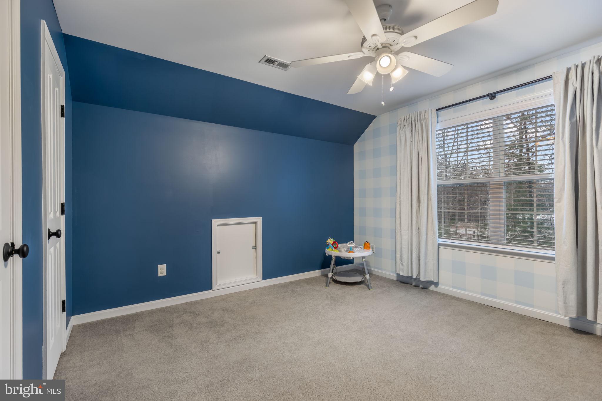 LAKE WILDERNESS - Residential