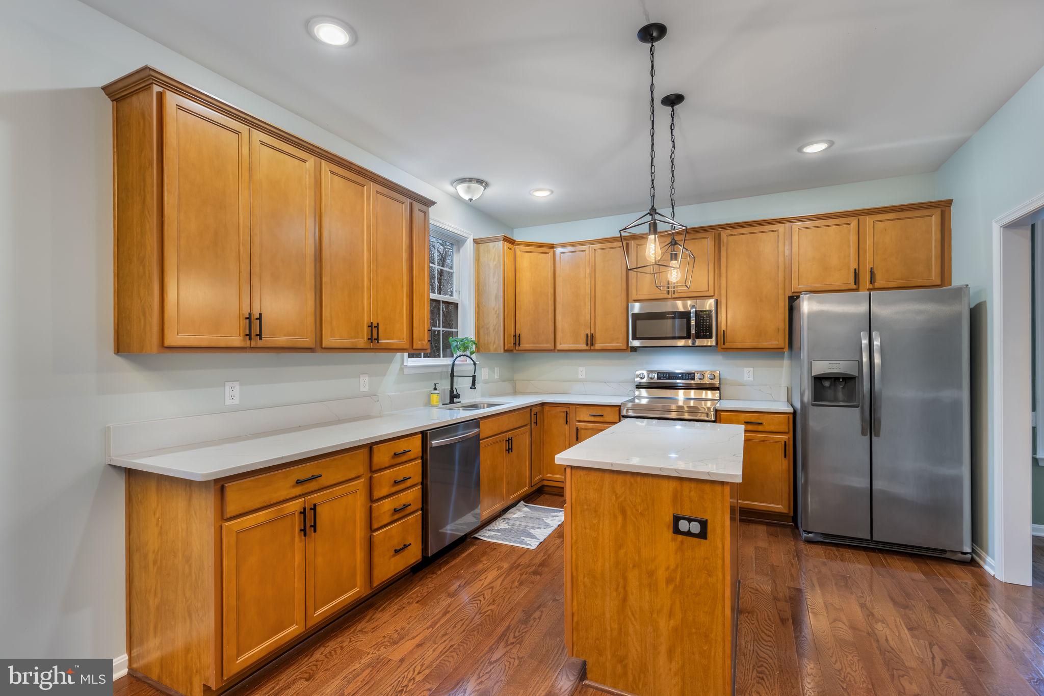 LAKE WILDERNESS - Residential