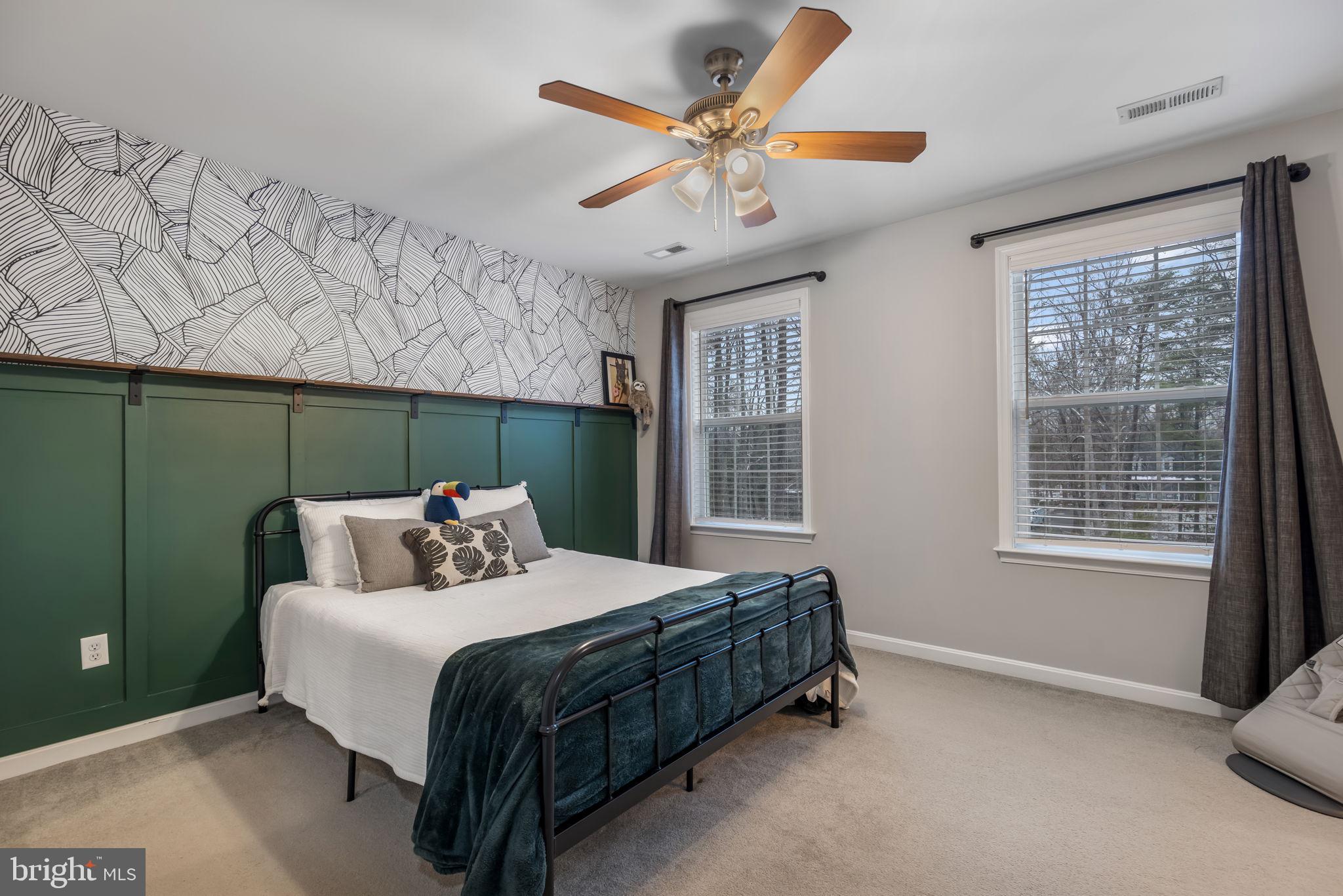 LAKE WILDERNESS - Residential