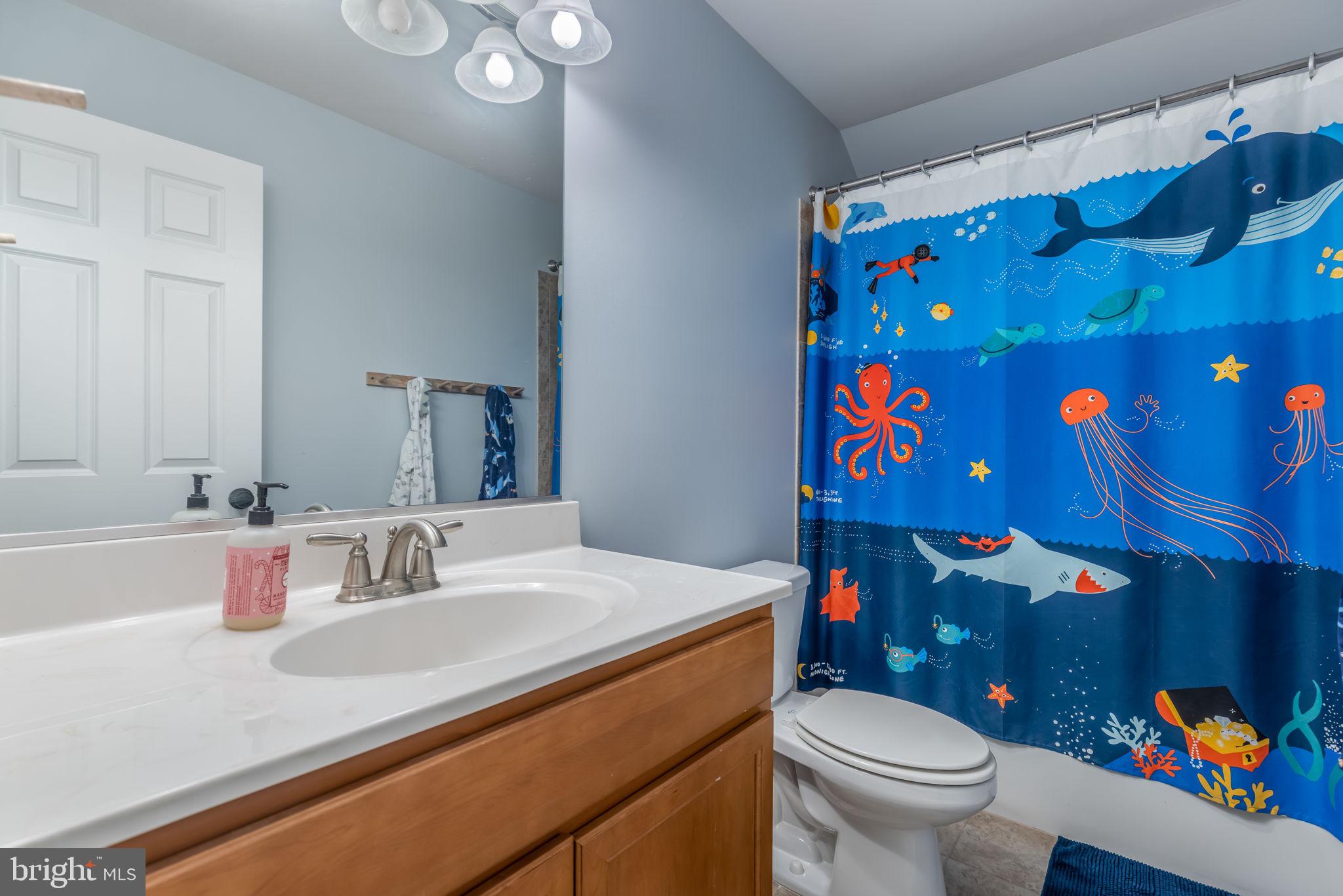 LAKE WILDERNESS - Residential