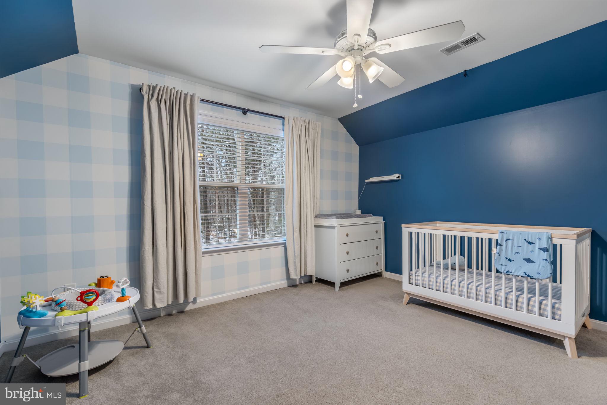 LAKE WILDERNESS - Residential