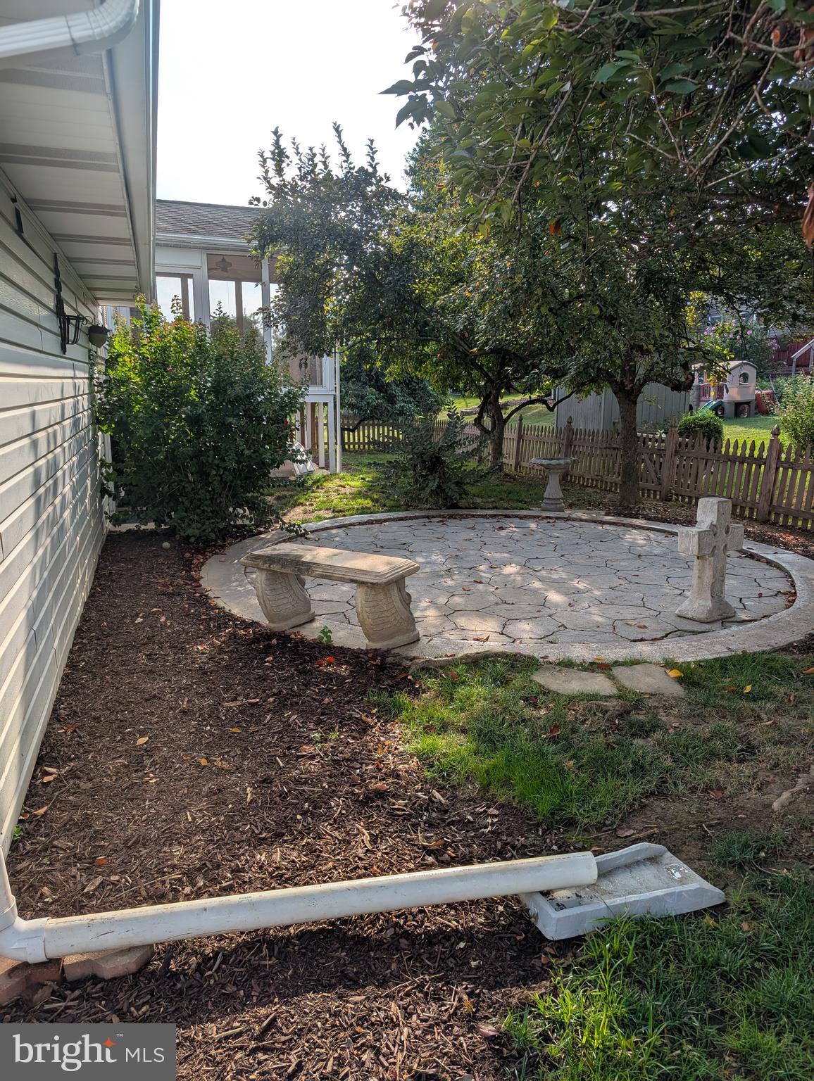 TREEMONT - Residential