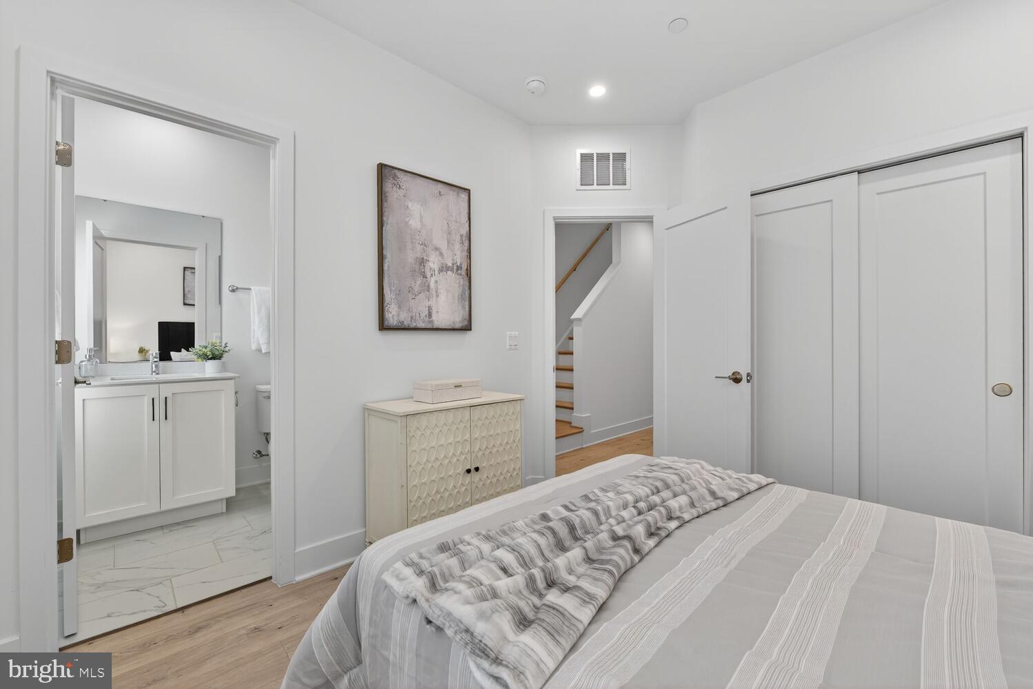 TYSONS RIDGE - Residential