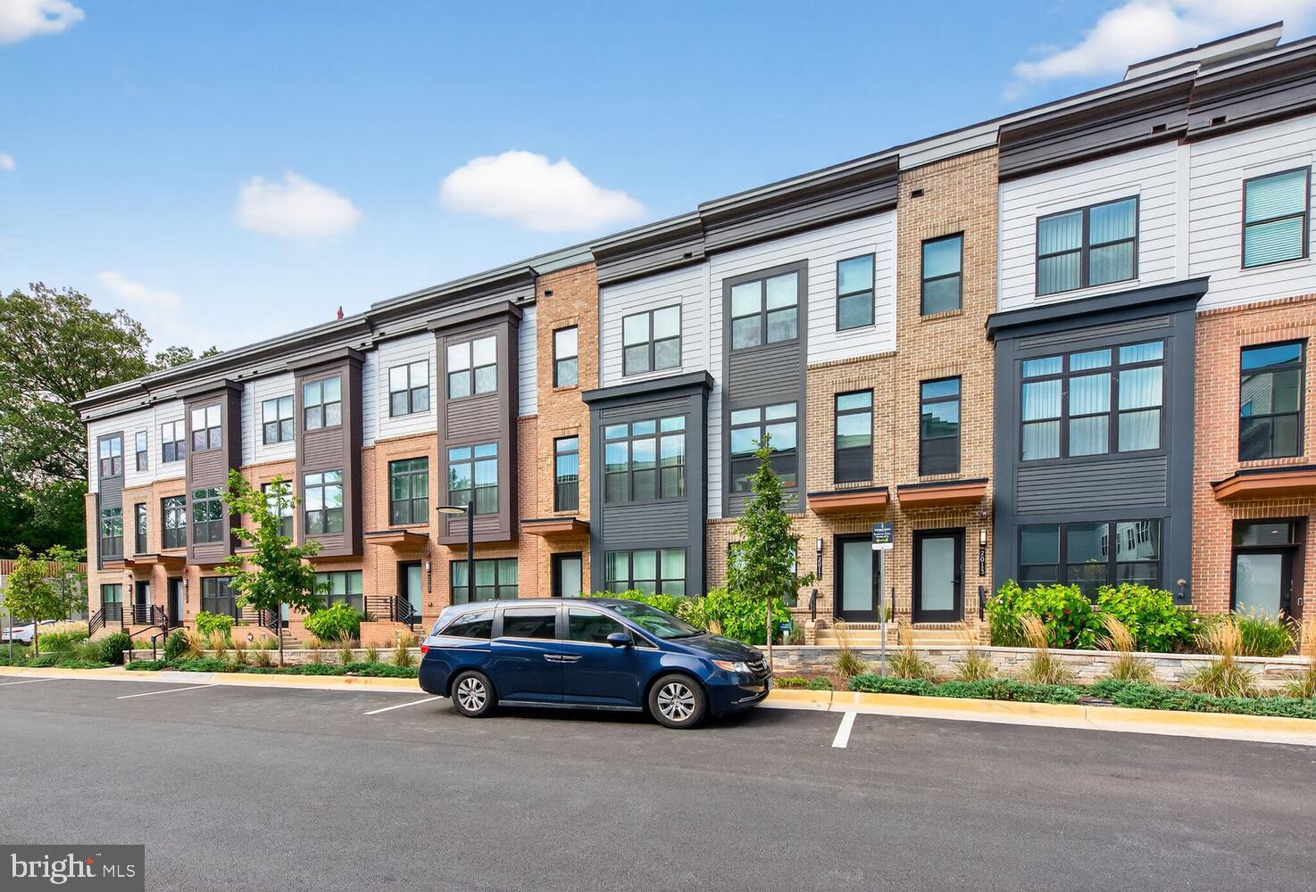 TYSONS RIDGE - Residential