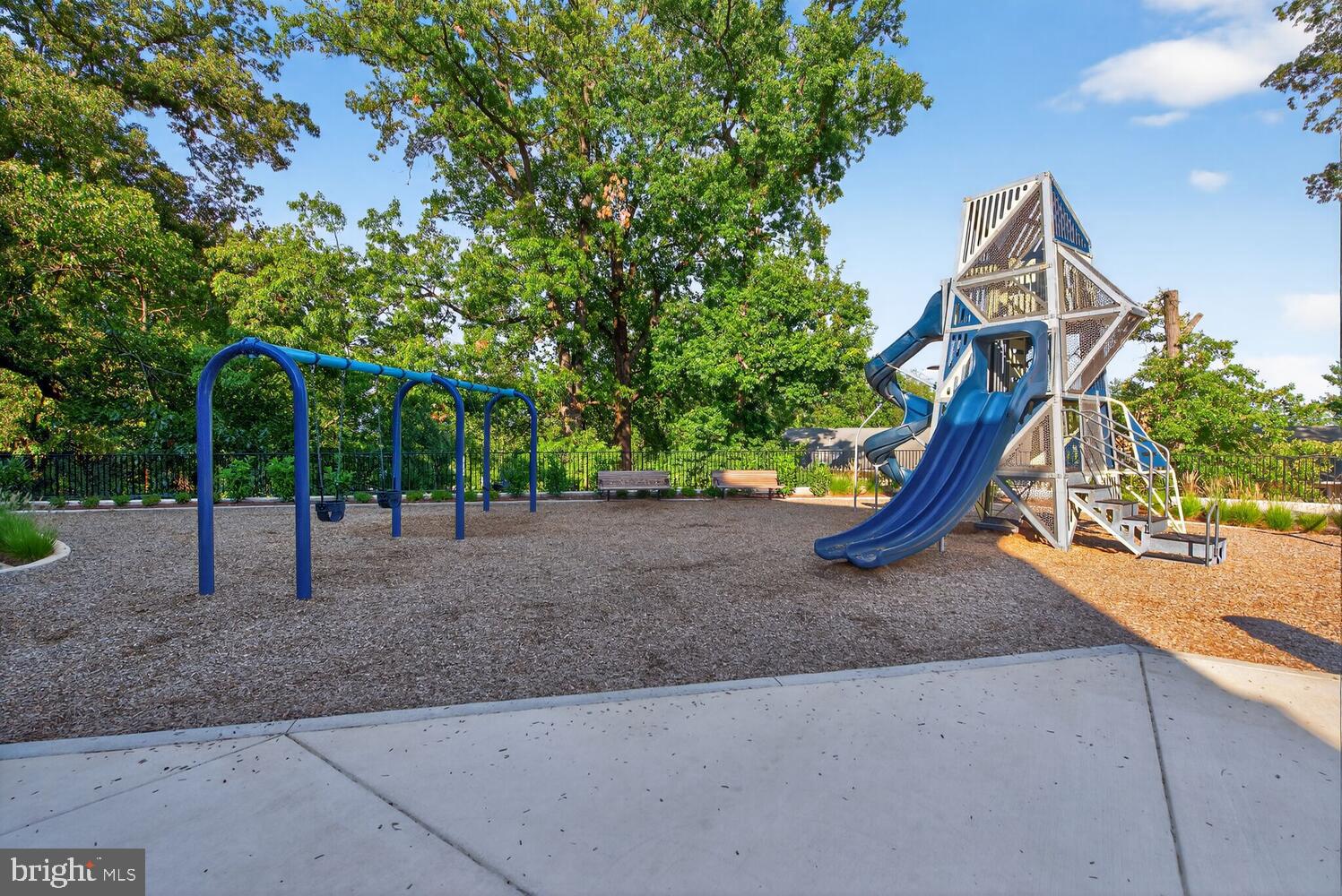 TYSONS RIDGE - Residential