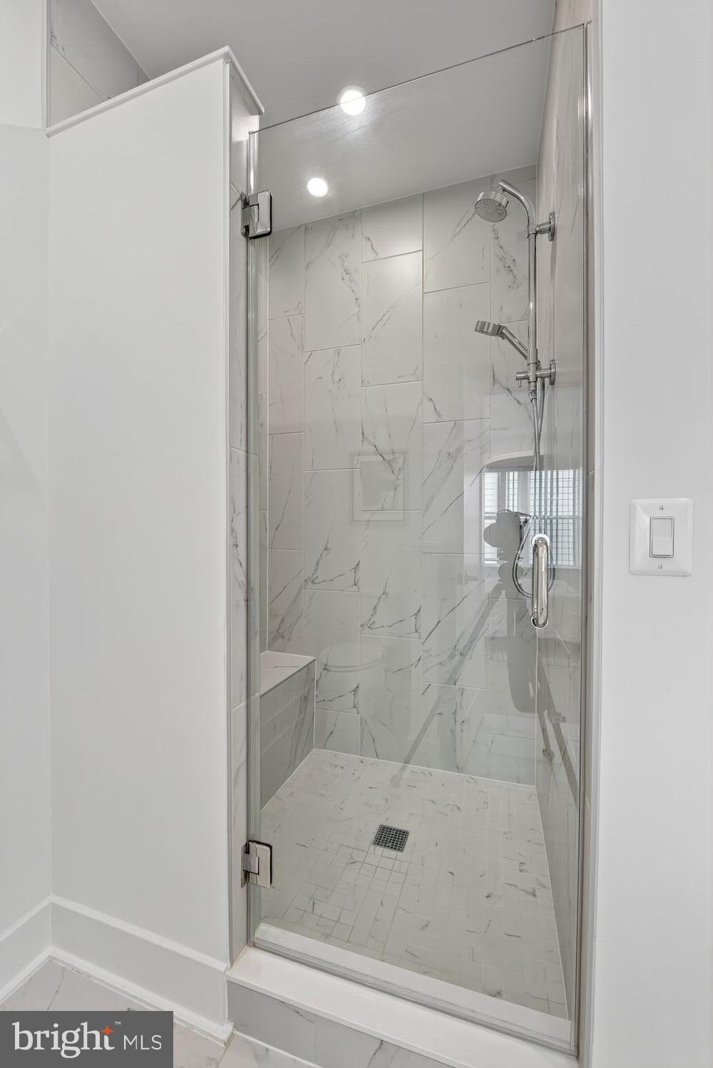 TYSONS RIDGE - Residential