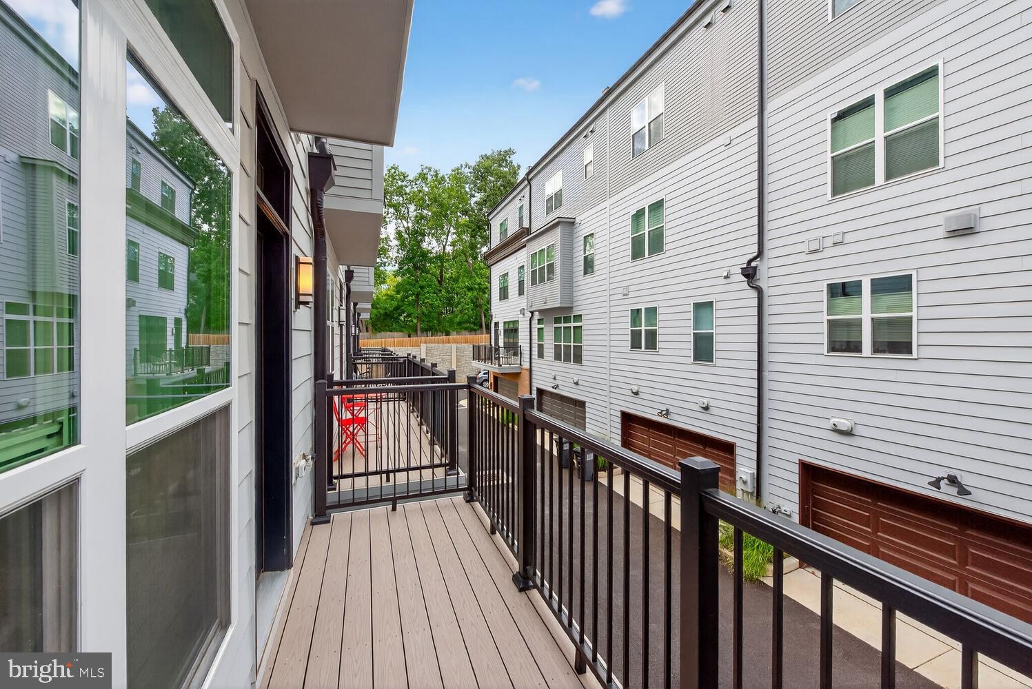 TYSONS RIDGE - Residential