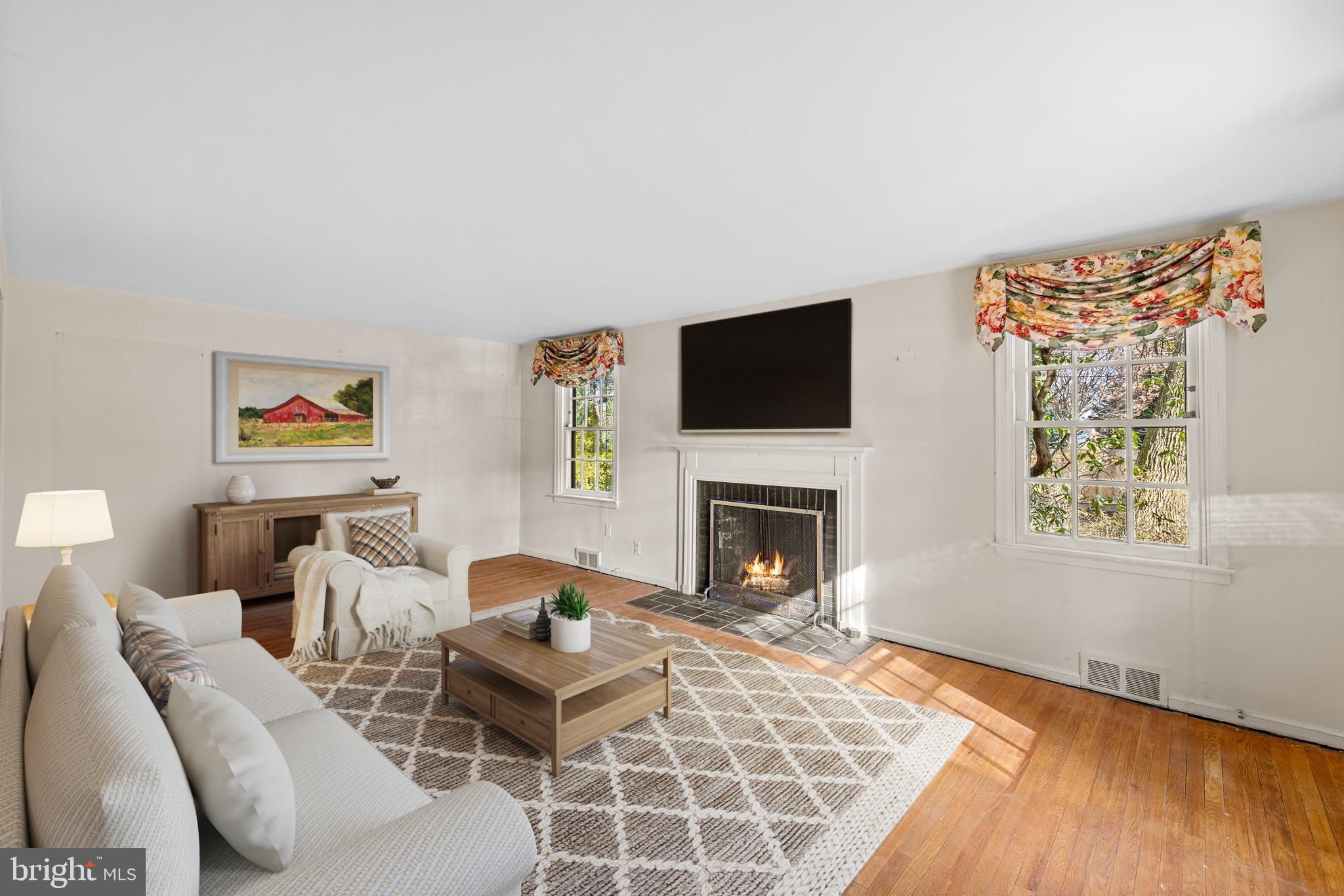 OLD OAKS - Residential