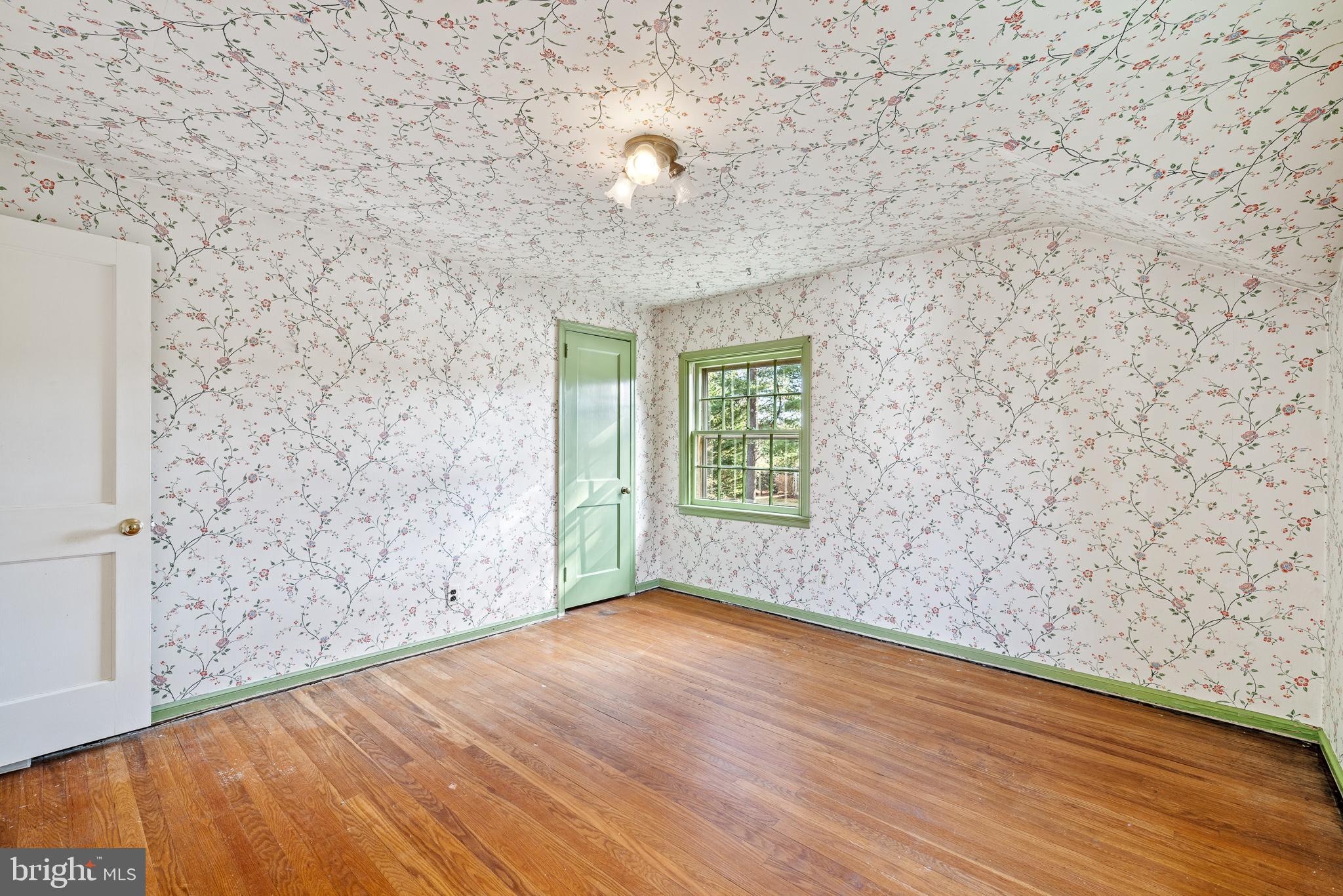 OLD OAKS - Residential
