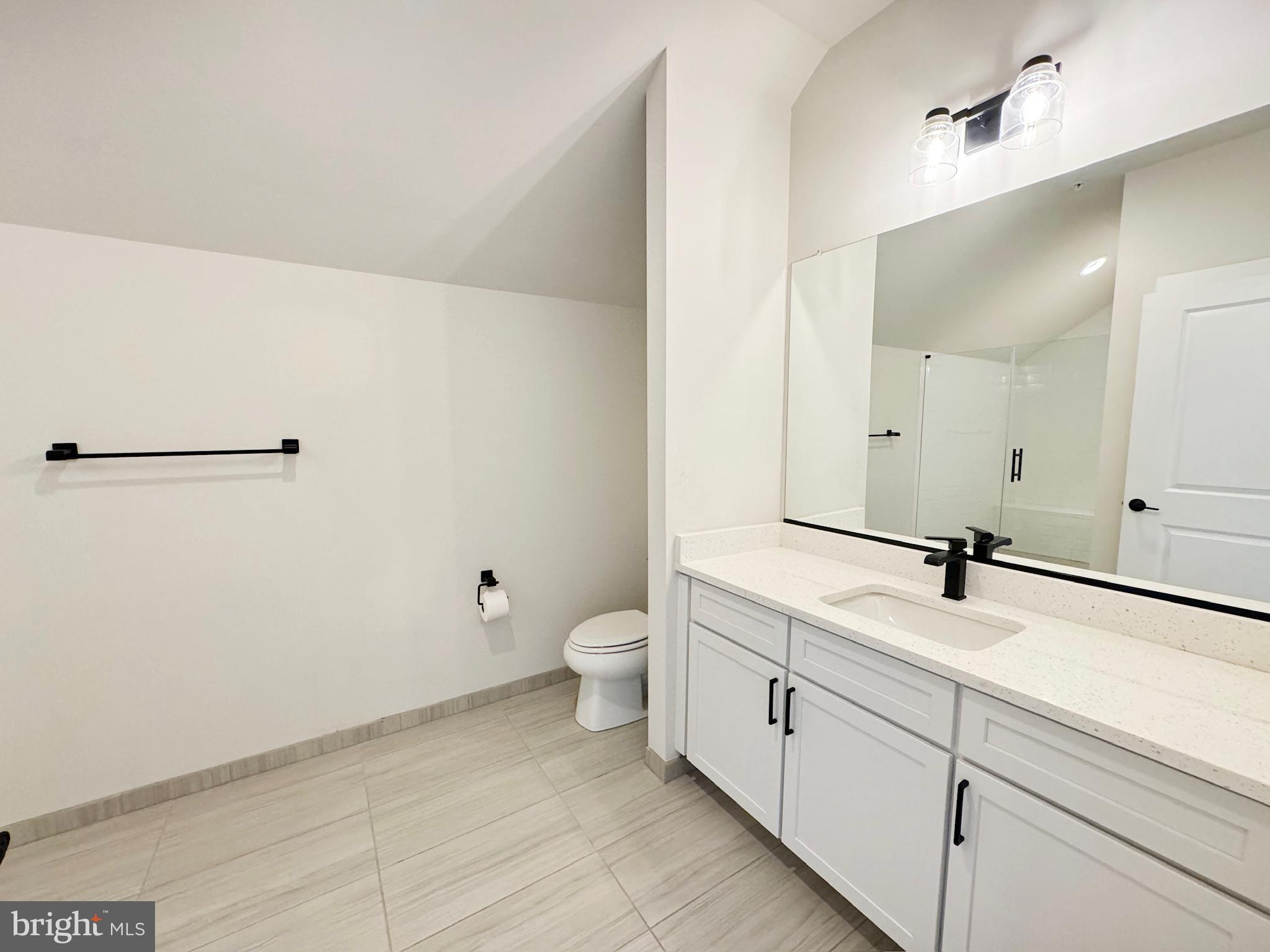 CROWN FARM - Residential