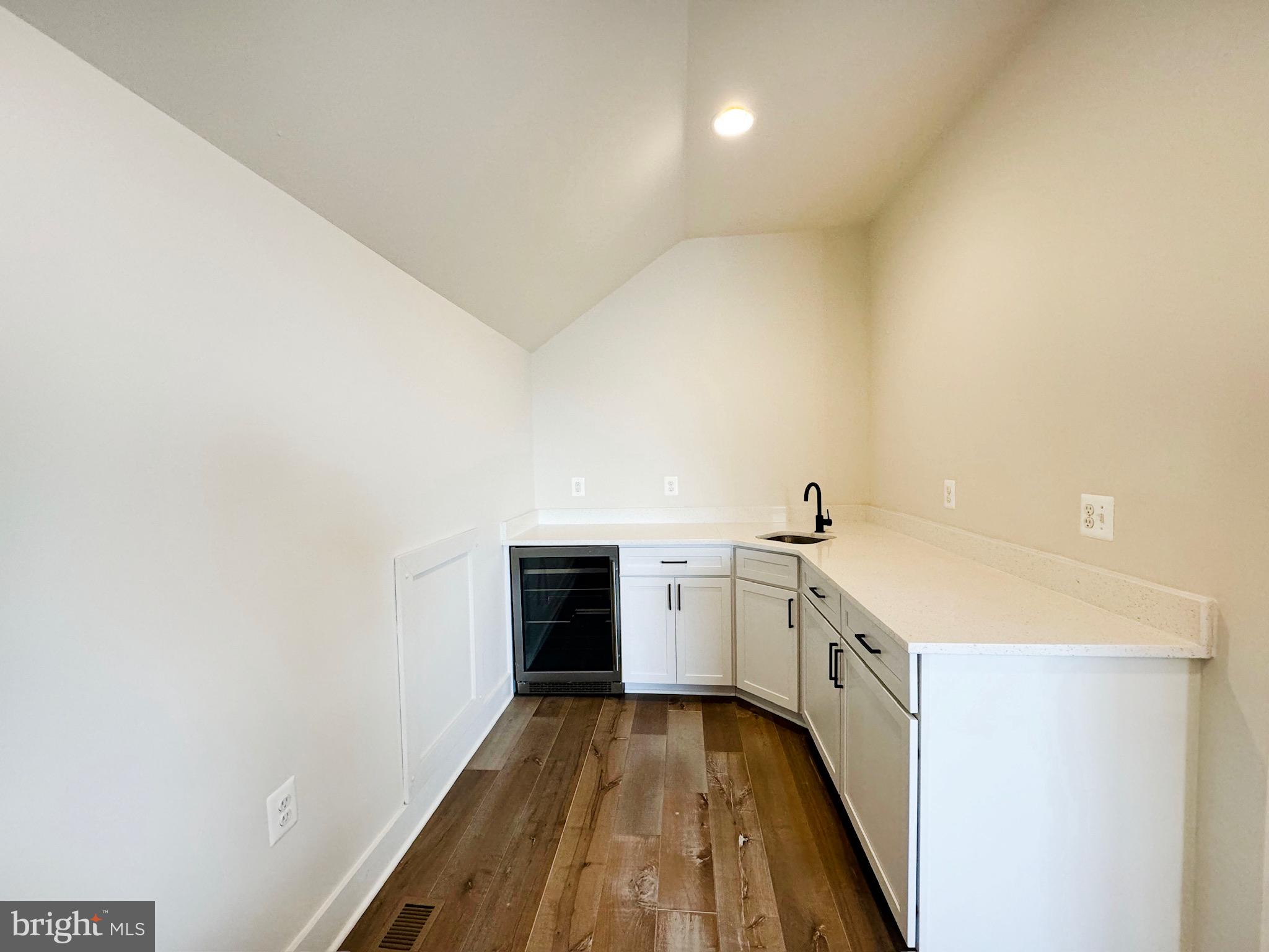 CROWN FARM - Residential