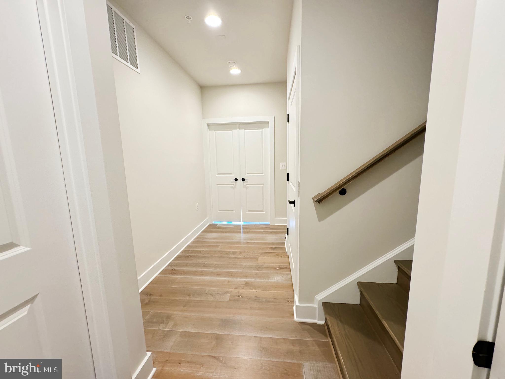 CROWN FARM - Residential