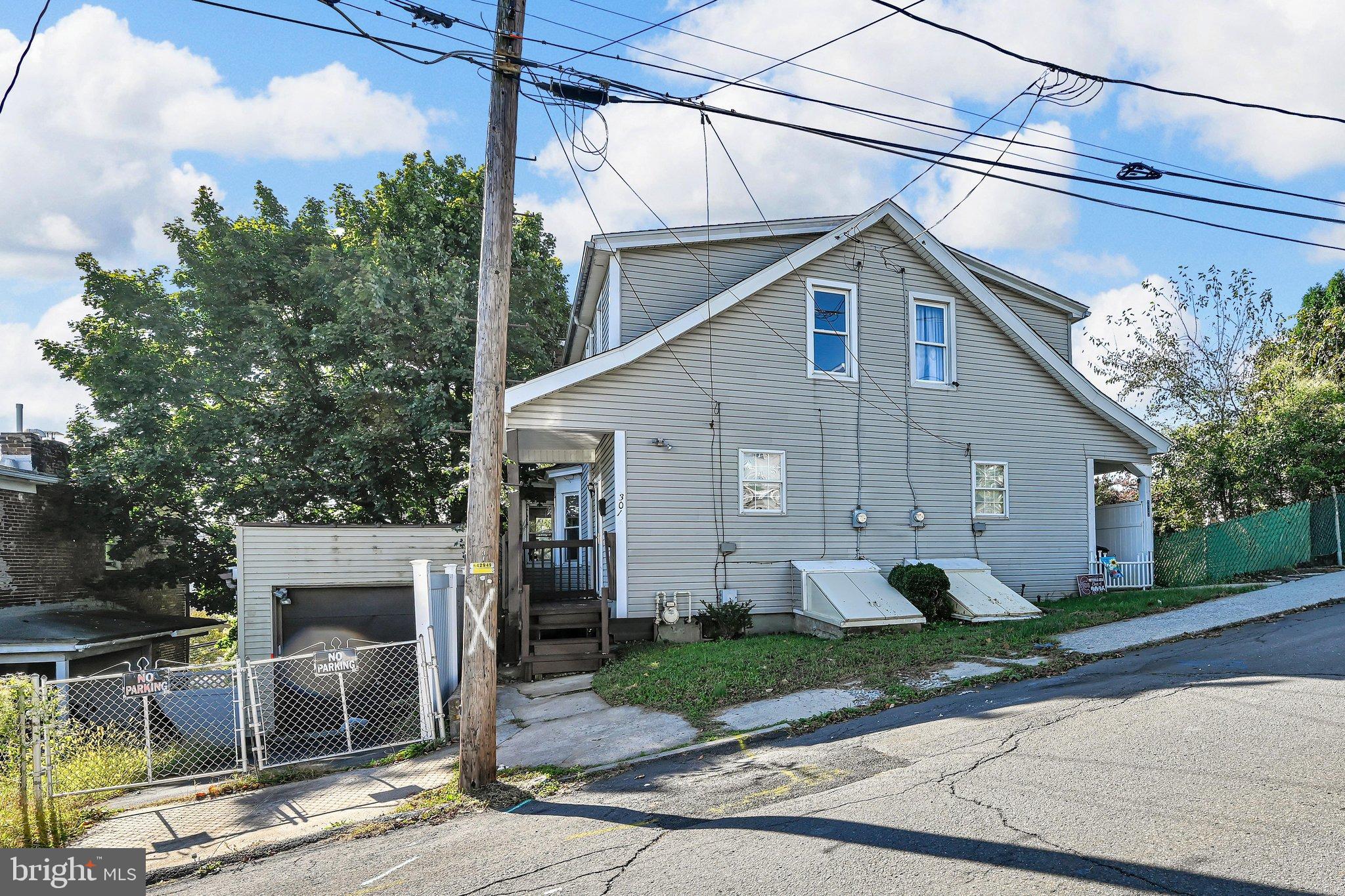301 S SPRING GARDEN STREET
