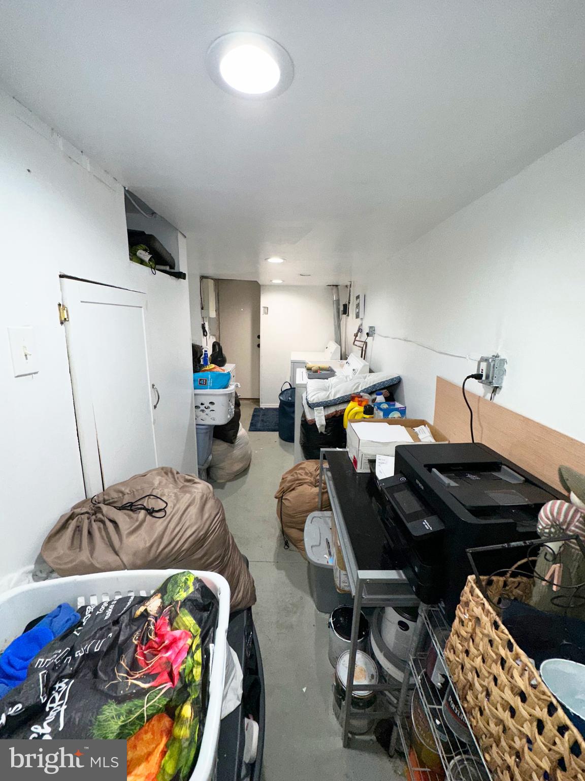 LAWNCREST - Residential