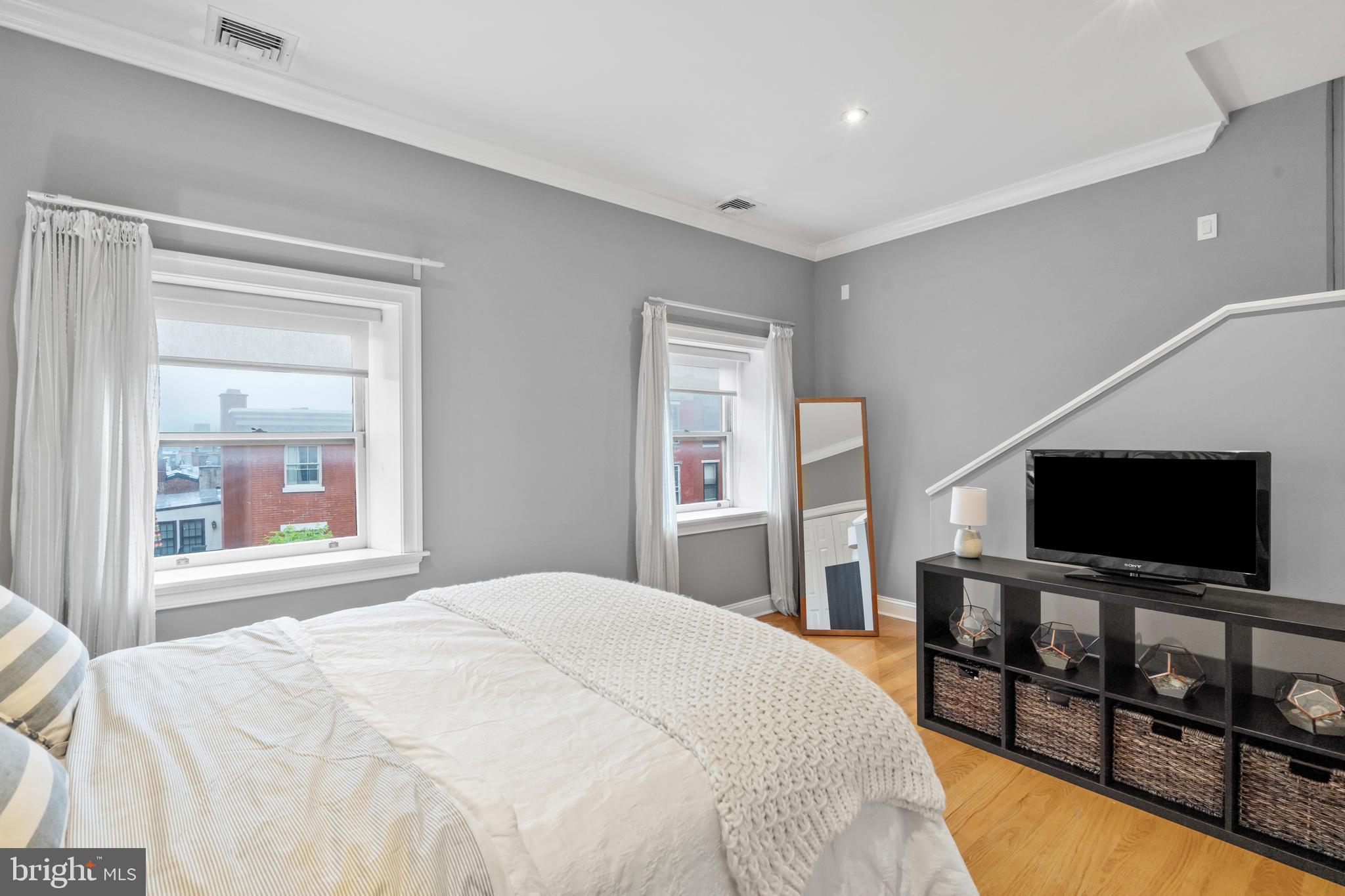 RITTENHOUSE SQUARE - Residential