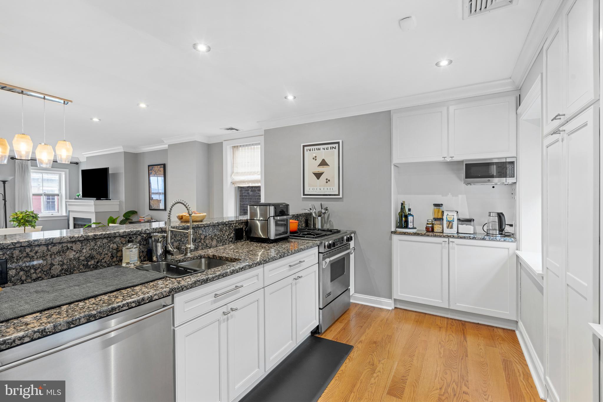 RITTENHOUSE SQUARE - Residential