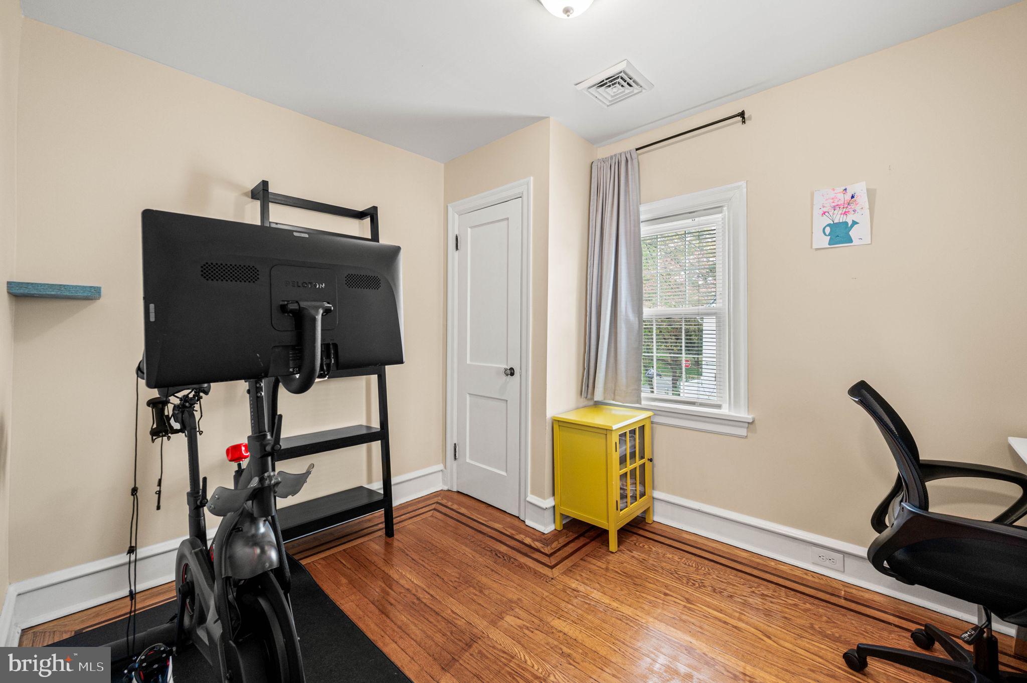 RIDLEY PARK - Residential