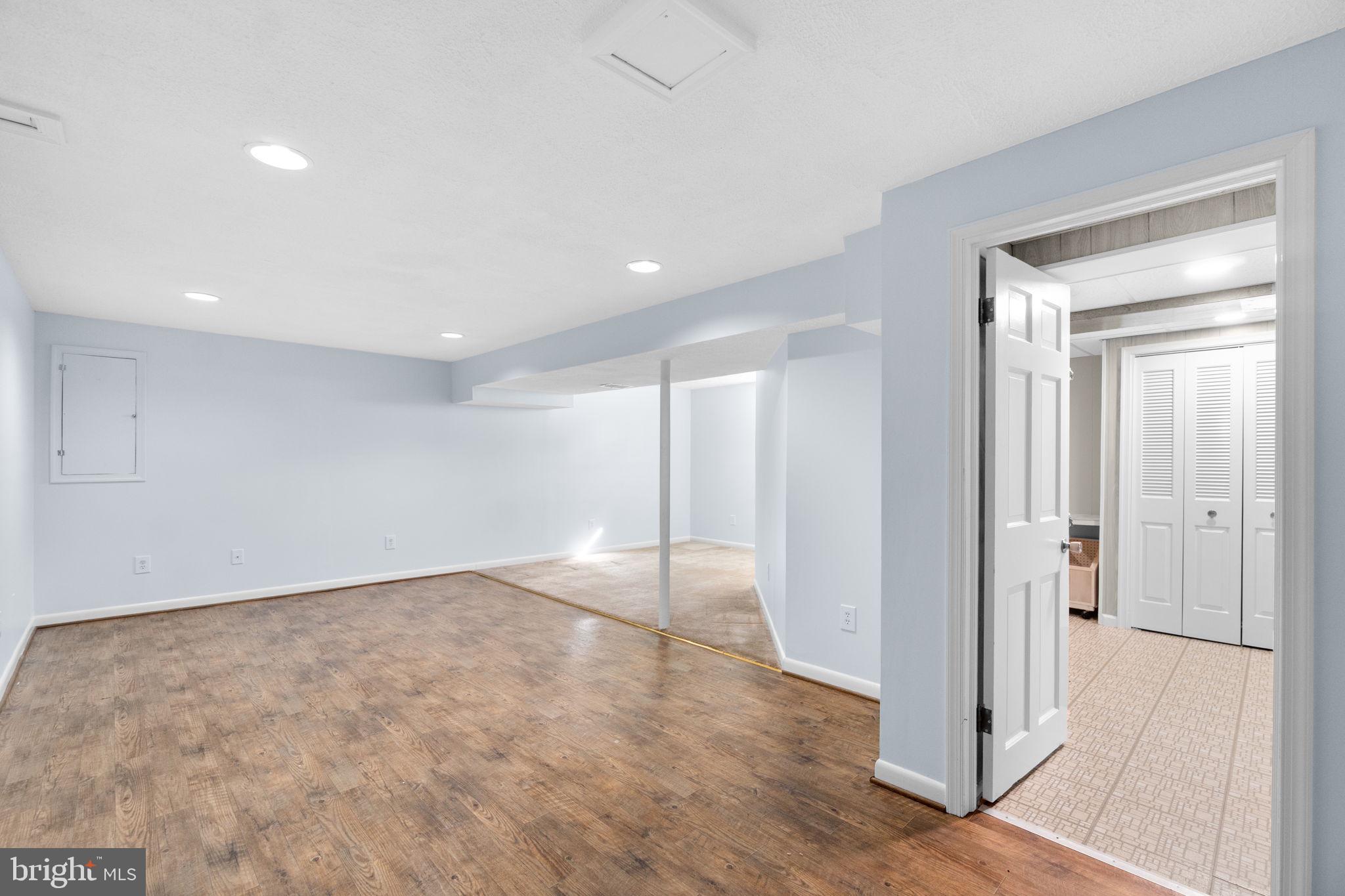 CARROLLTOWNE - Residential