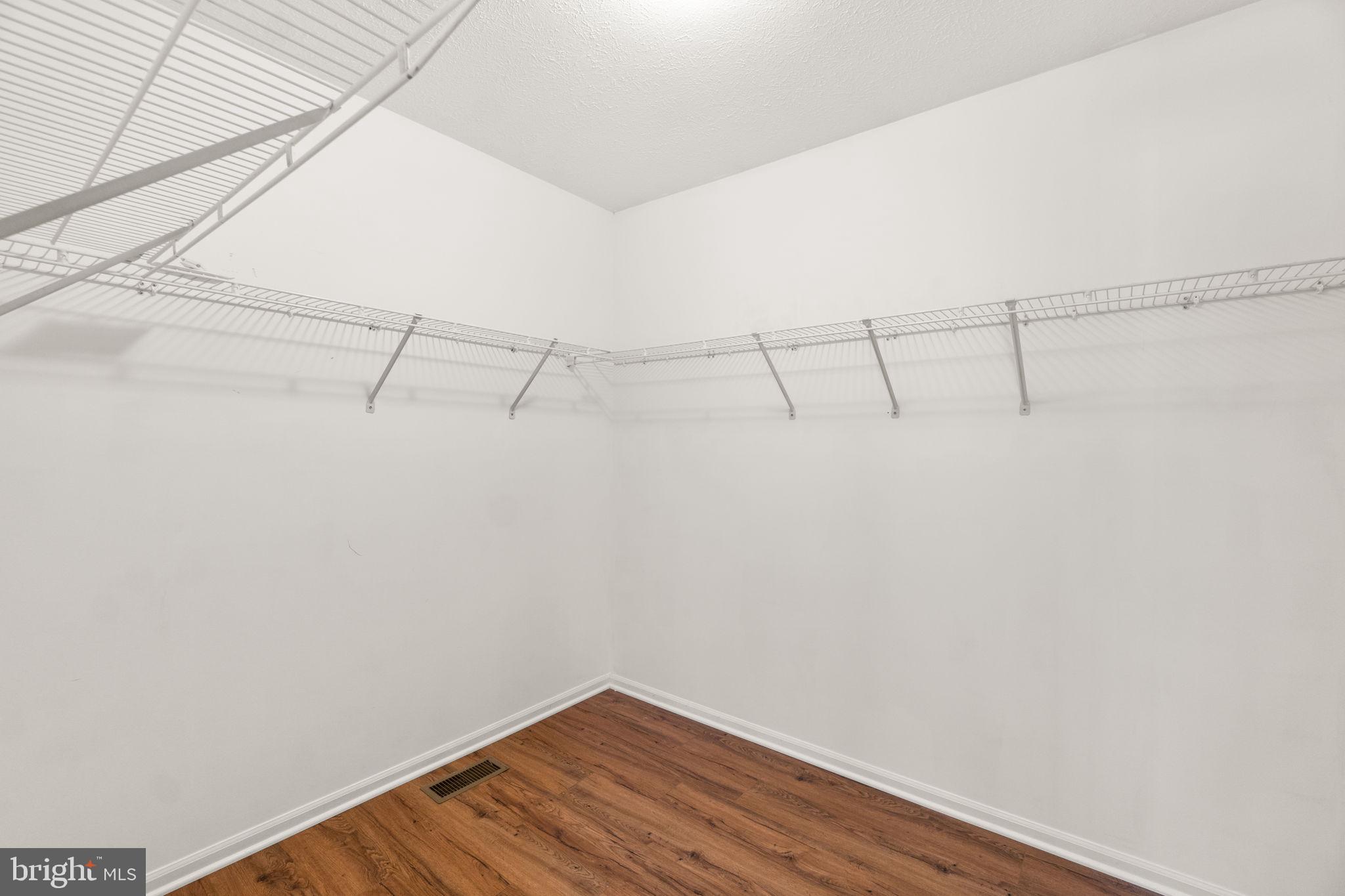 CARROLLTOWNE - Residential