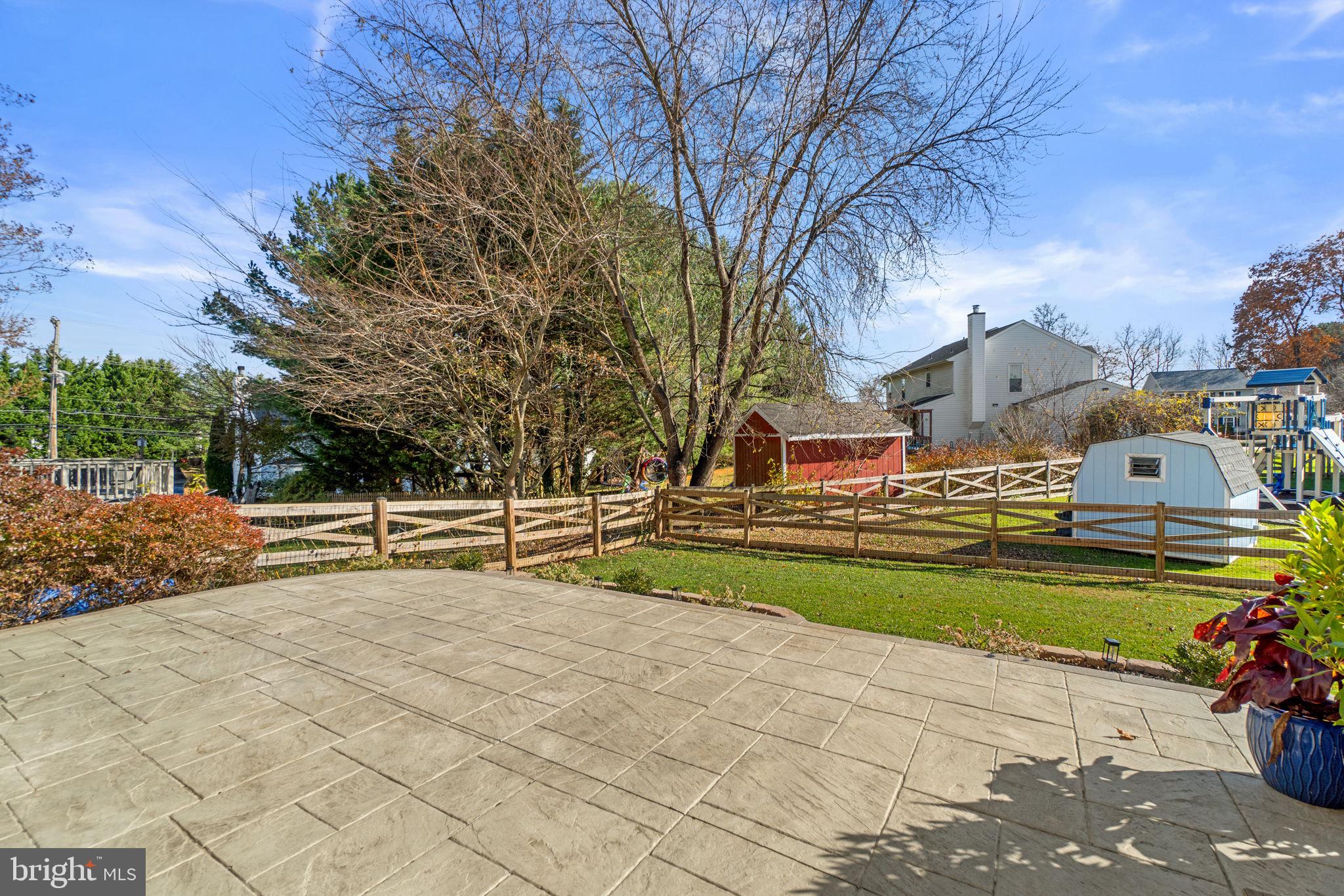 CARROLLTOWNE - Residential