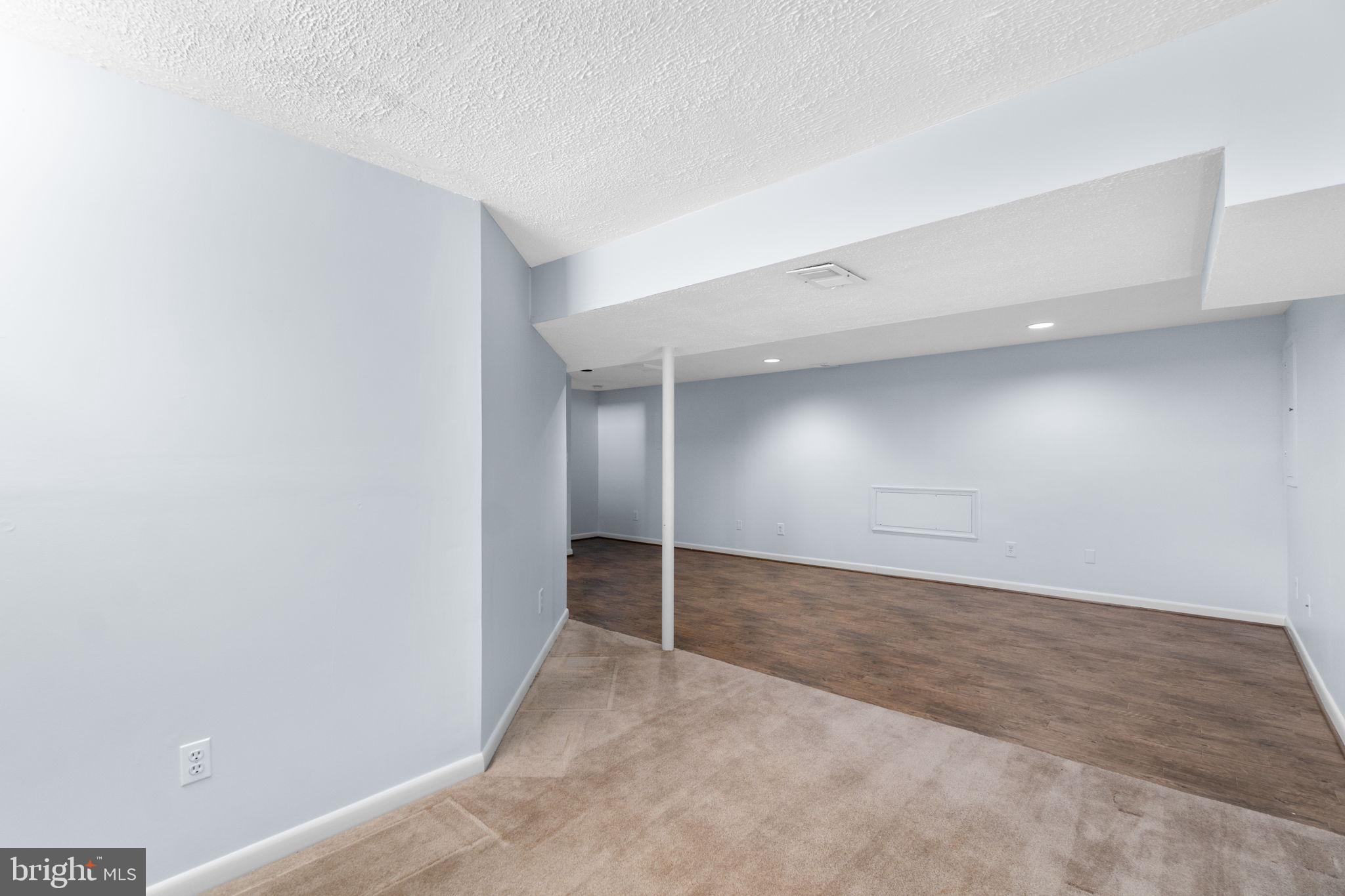 CARROLLTOWNE - Residential