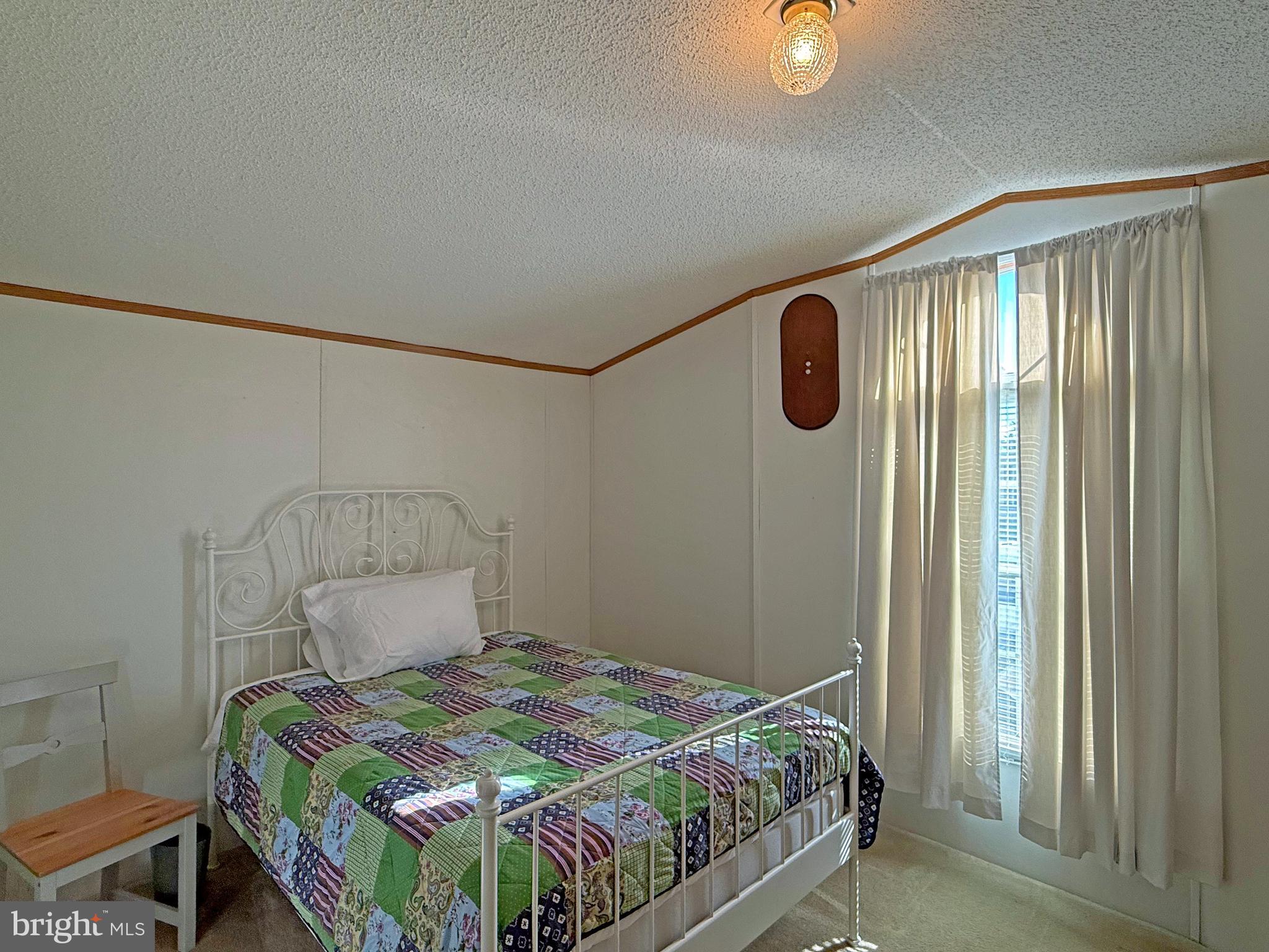 MARINERS COVE - Residential