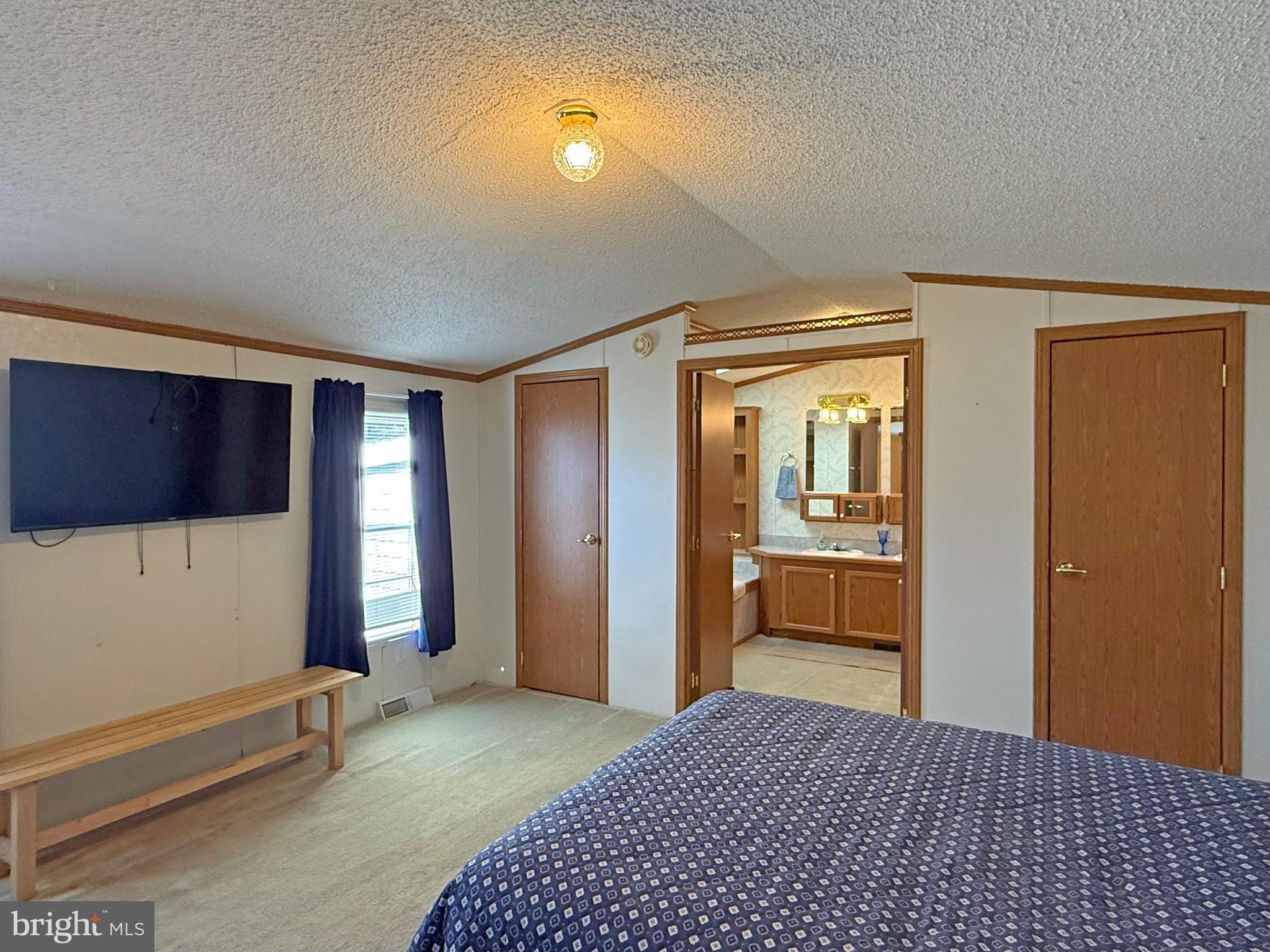 MARINERS COVE - Residential