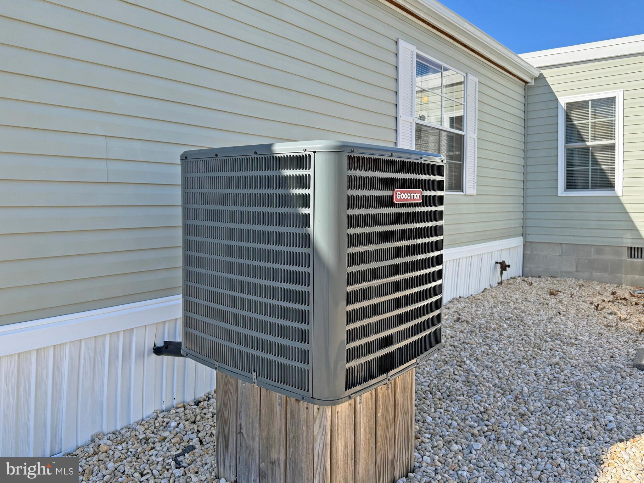 MARINERS COVE - Residential