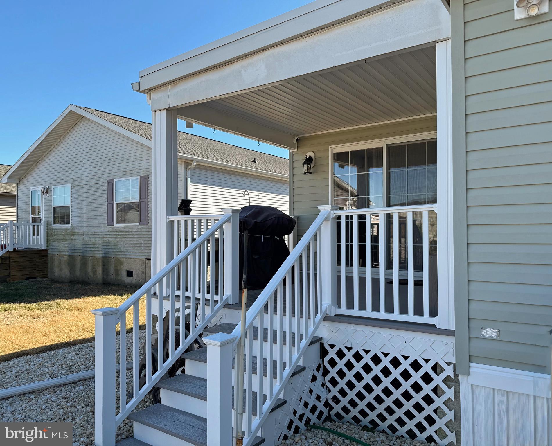 MARINERS COVE - Residential