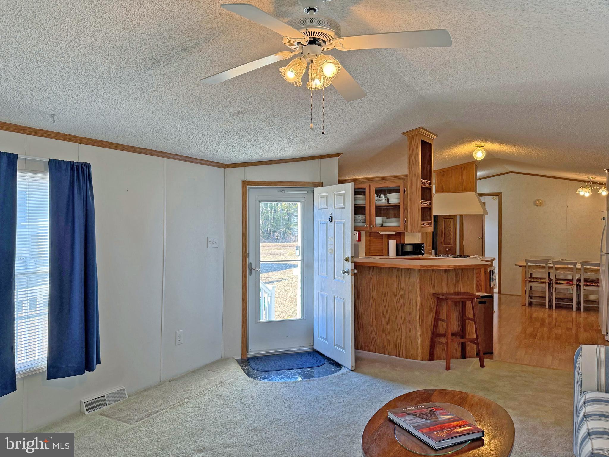 MARINERS COVE - Residential