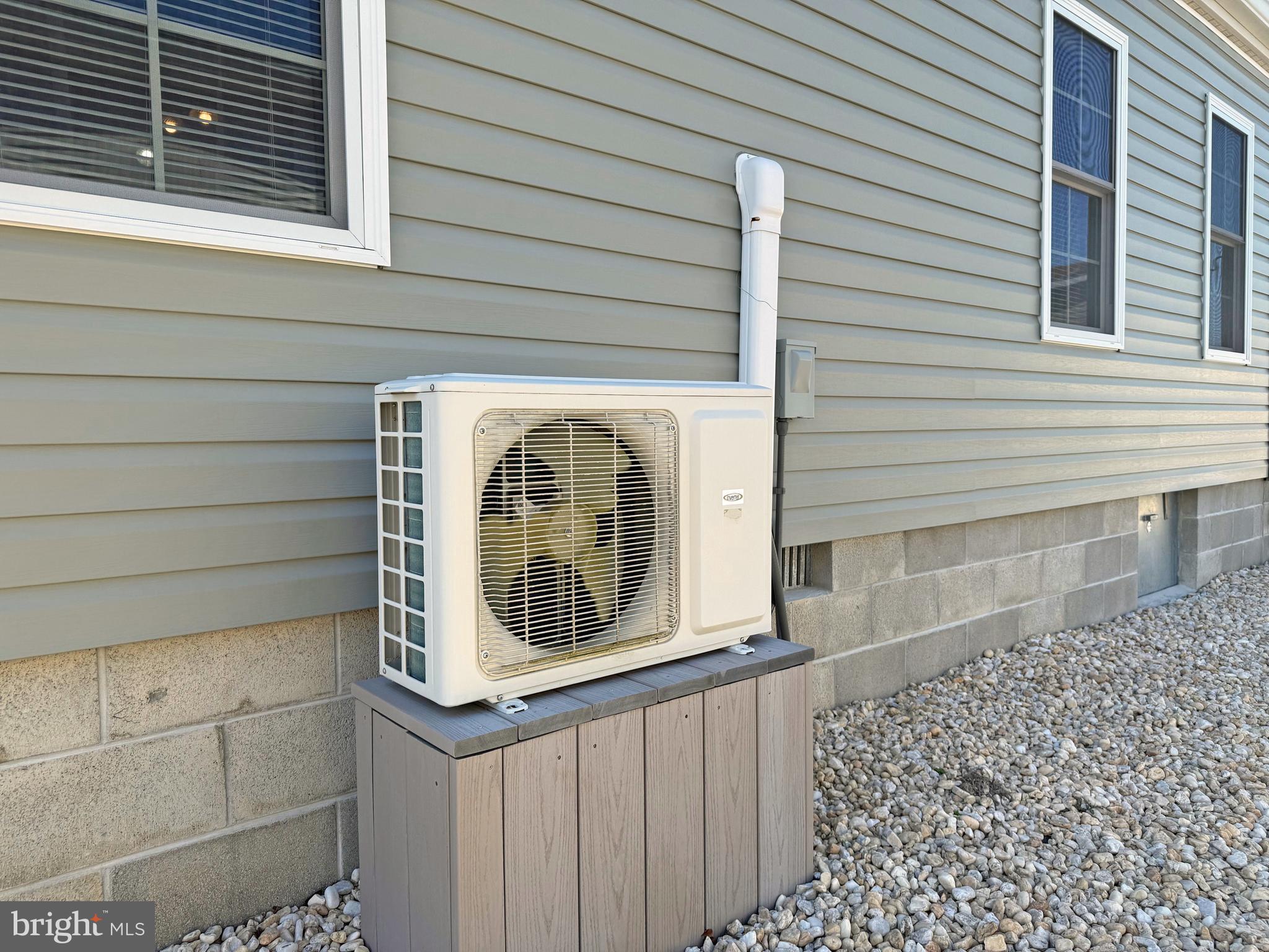 MARINERS COVE - Residential